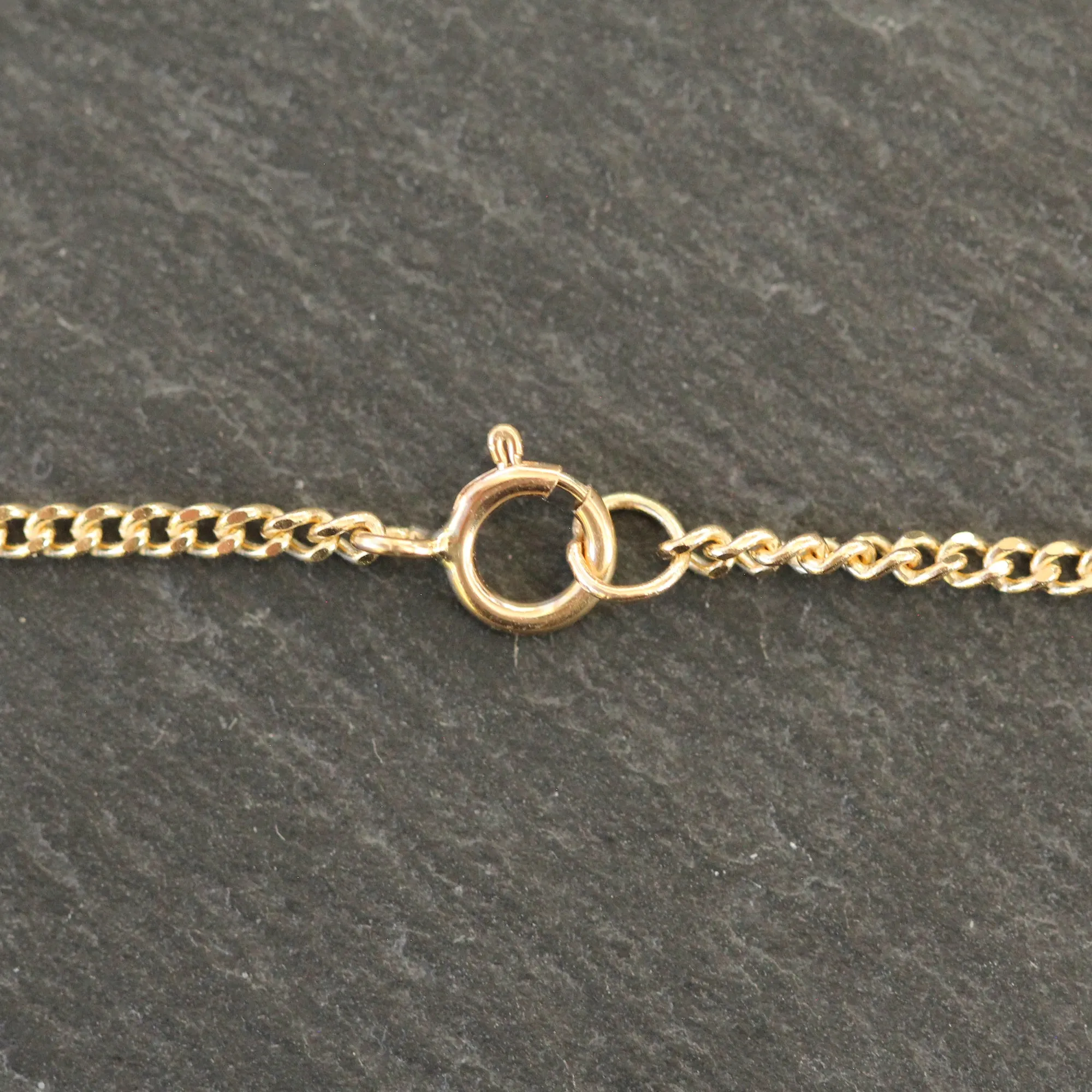 14k Gold Graduated Curb Chain Link Bracelet