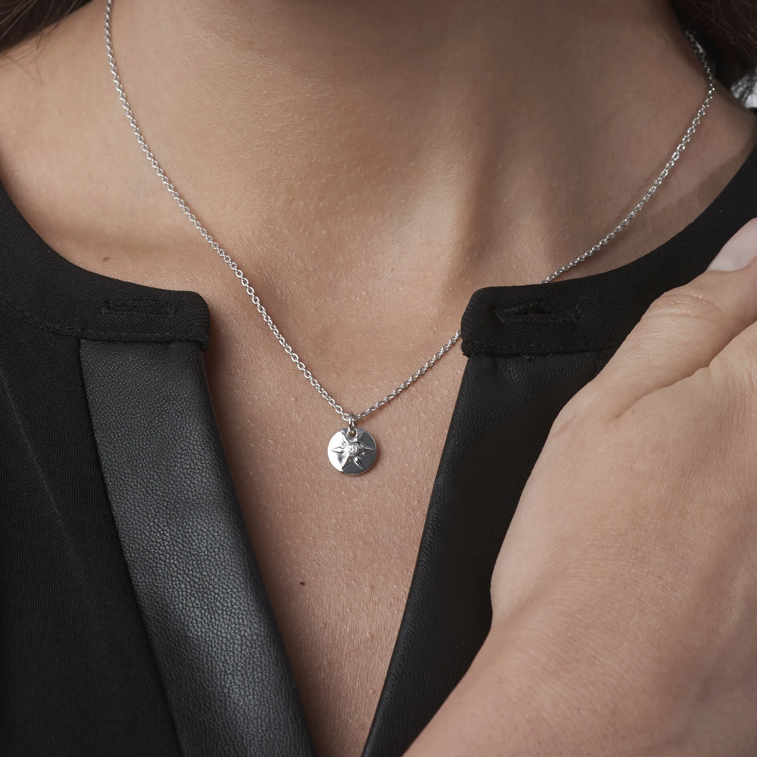 14k White Gold Diamond Pendant Necklace Ninja Star