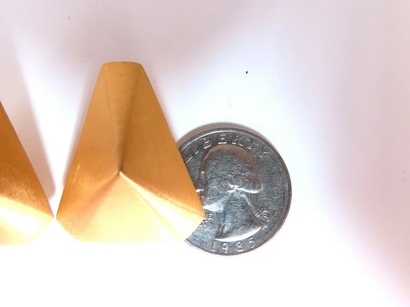 14kt Gold Raised Modified Pyramid Clip Earrings Brushed Matte