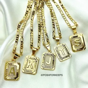 18K GOLD INITIAL MEDALLION FIGARO