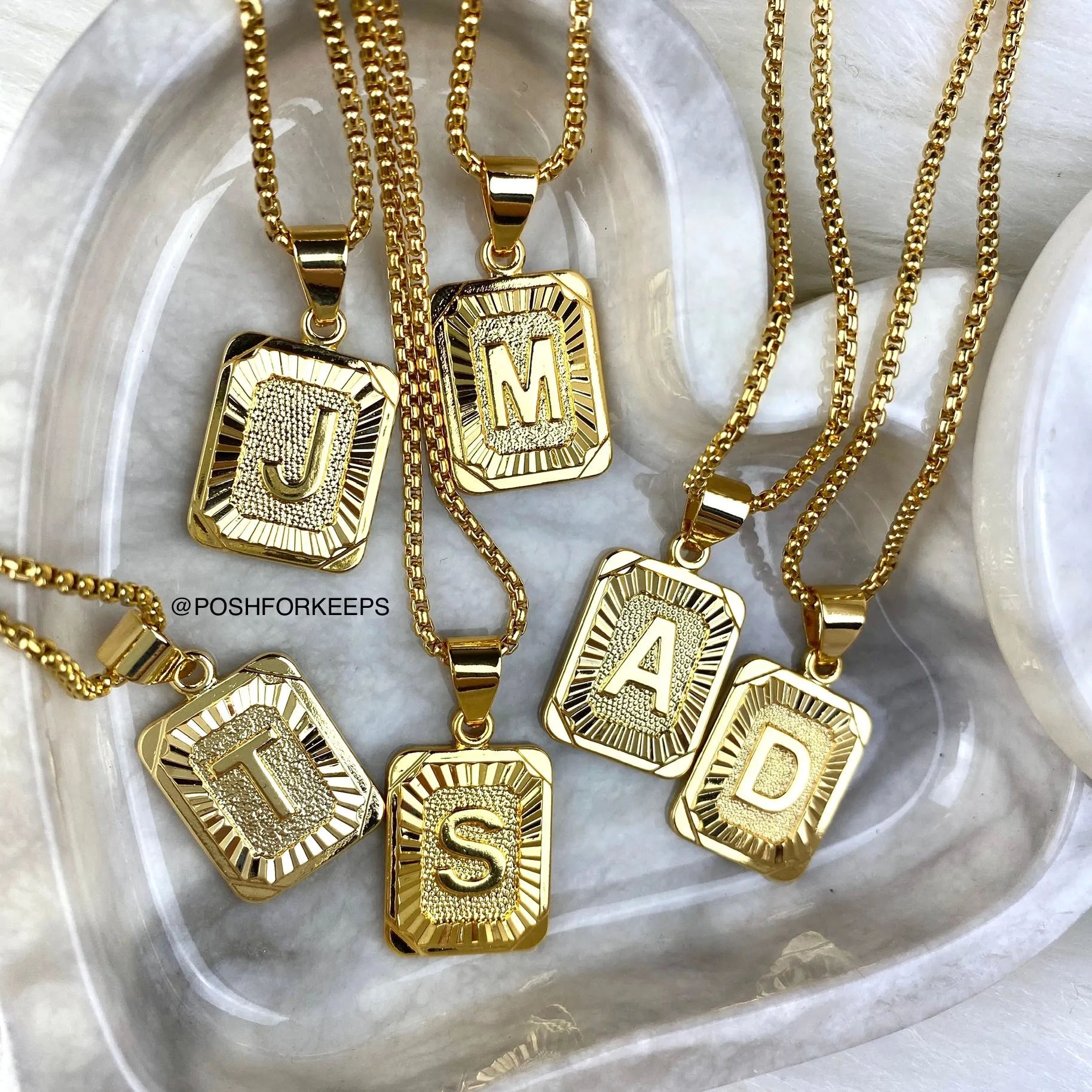 18K GOLD INITIAL MEDALLION NECKLACE