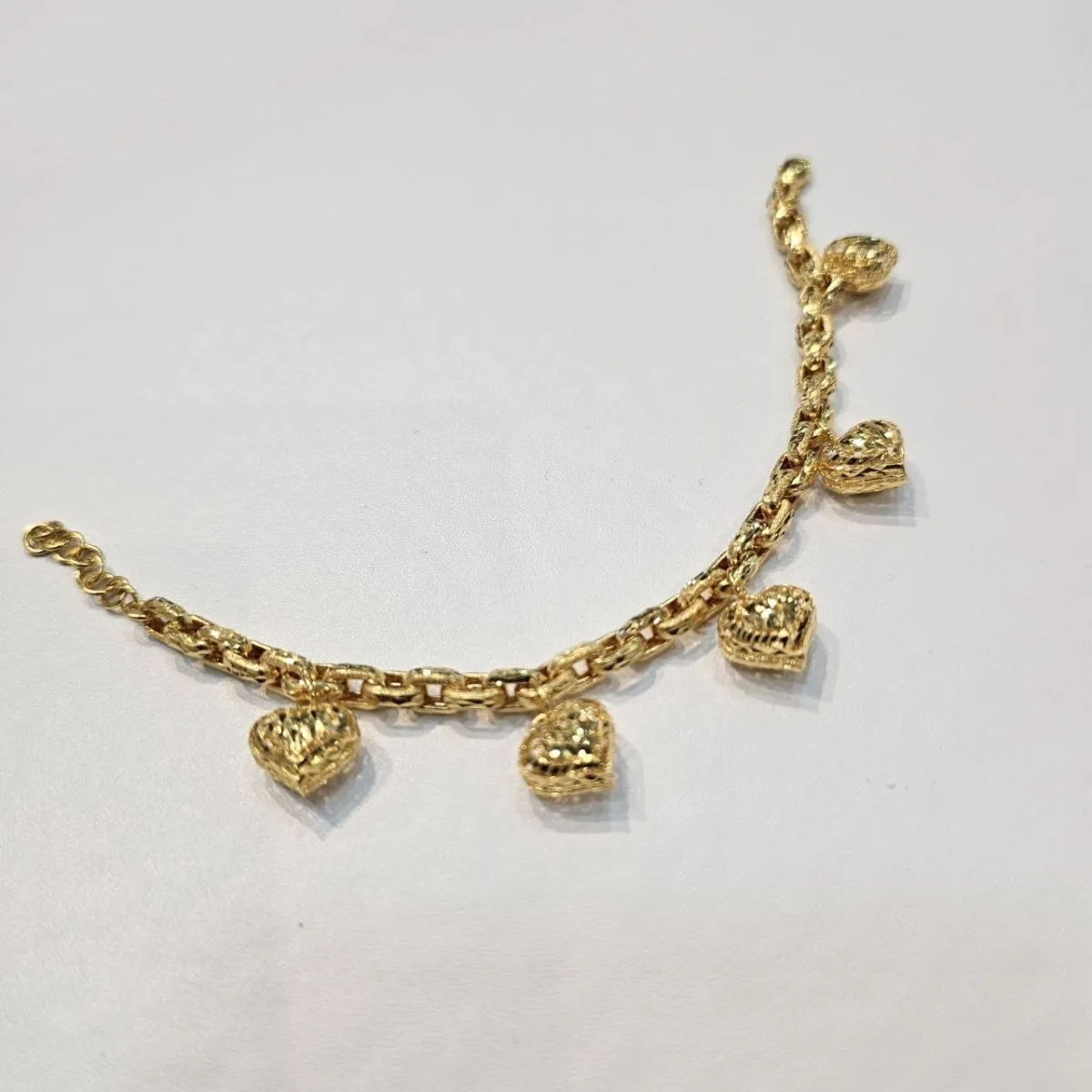 22k / 916 Gold Golden Heart Charm Bracelet