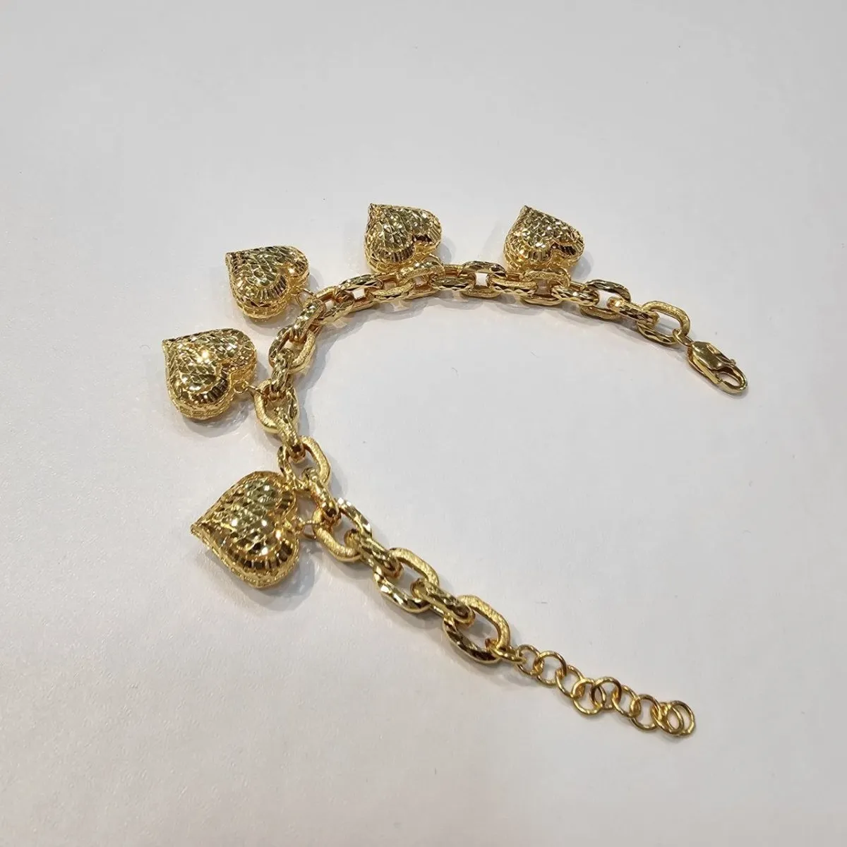 22k / 916 Gold Golden Heart Charm Bracelet