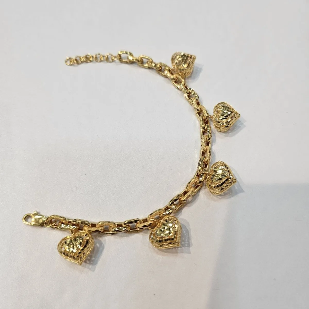 22k / 916 Gold Golden Heart Charm Bracelet