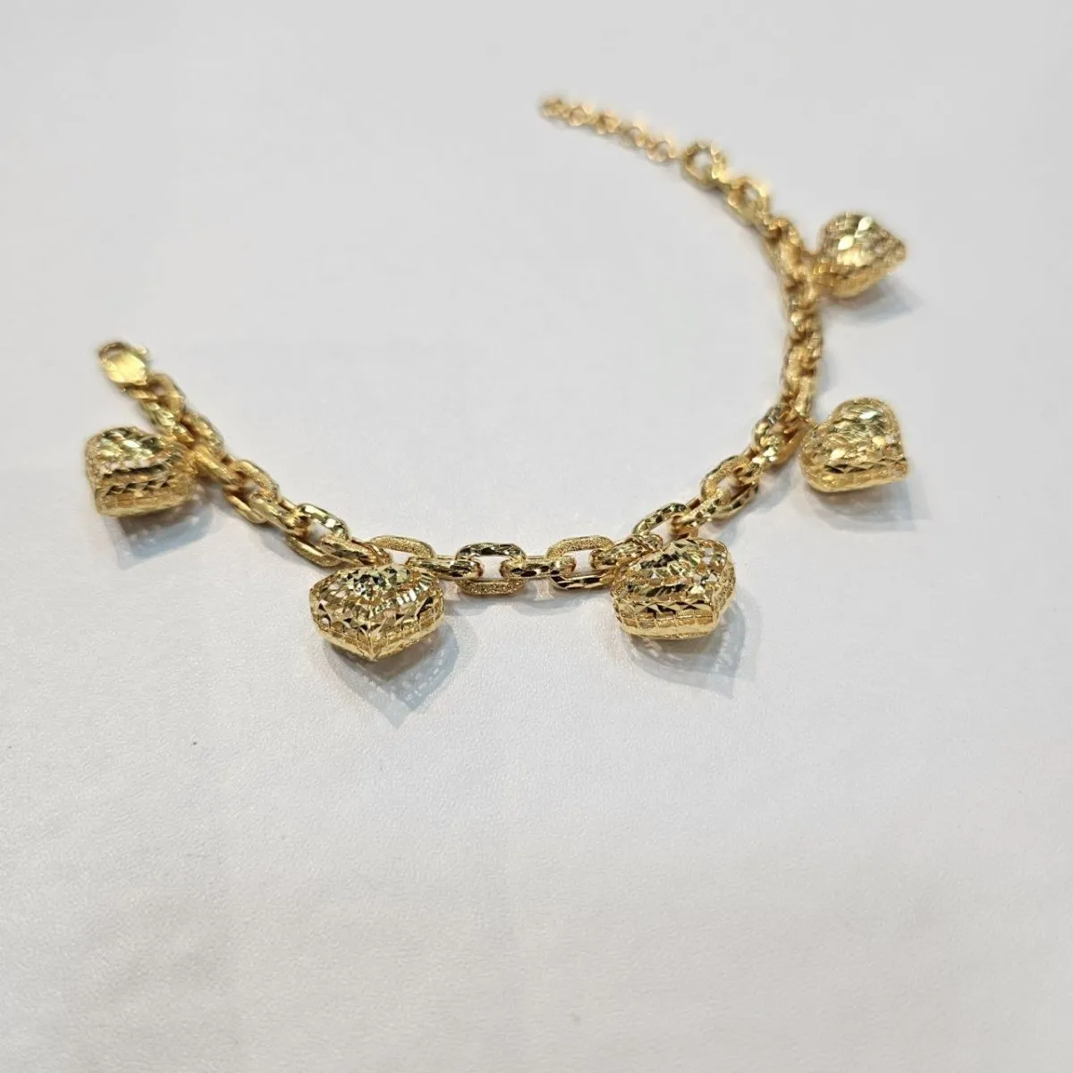 22k / 916 Gold Golden Heart Charm Bracelet