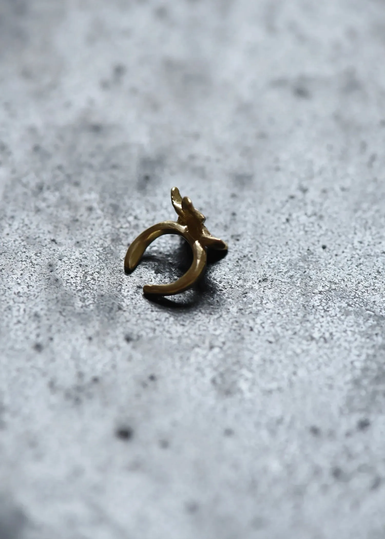 8.6.4. Ear Cuff CU-30