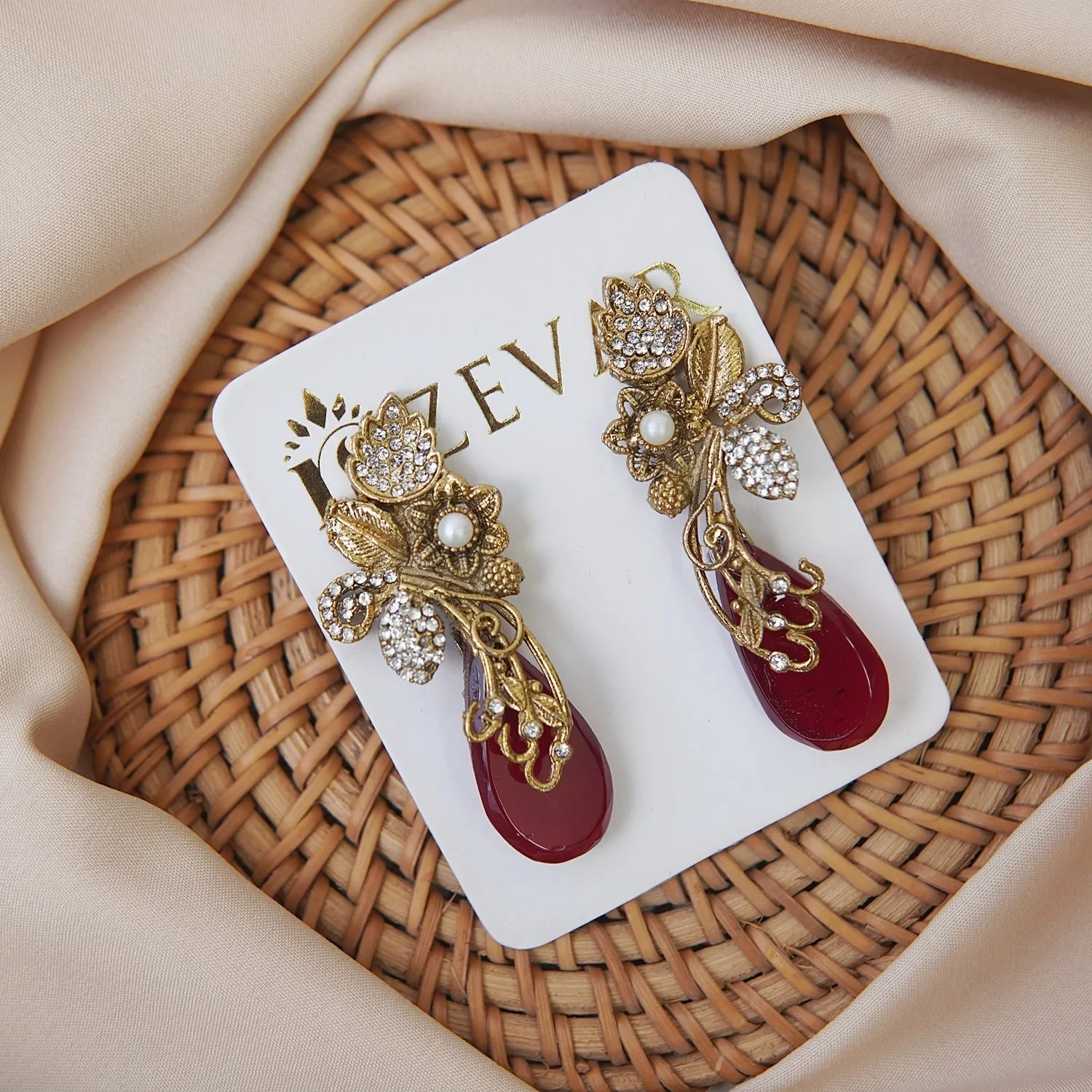 Antique Twinkle Earrings