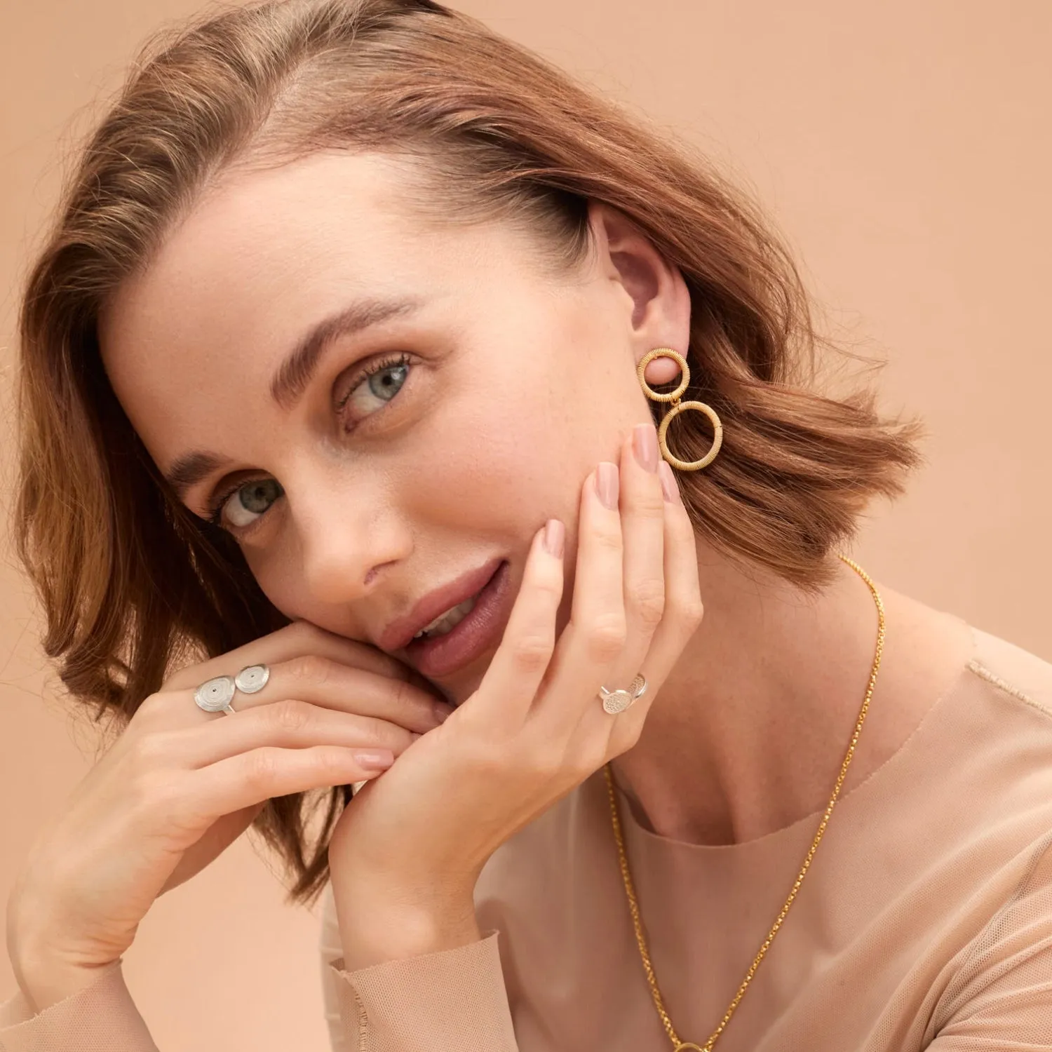 ASHER DOUBLE CIRCLE GOLD MEDIUM EARRINGS