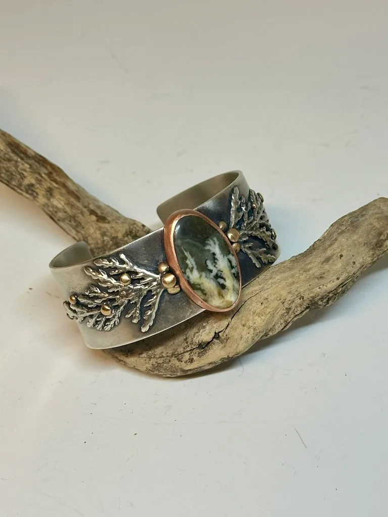 BLACK FOOT PLUME CUFF JK151