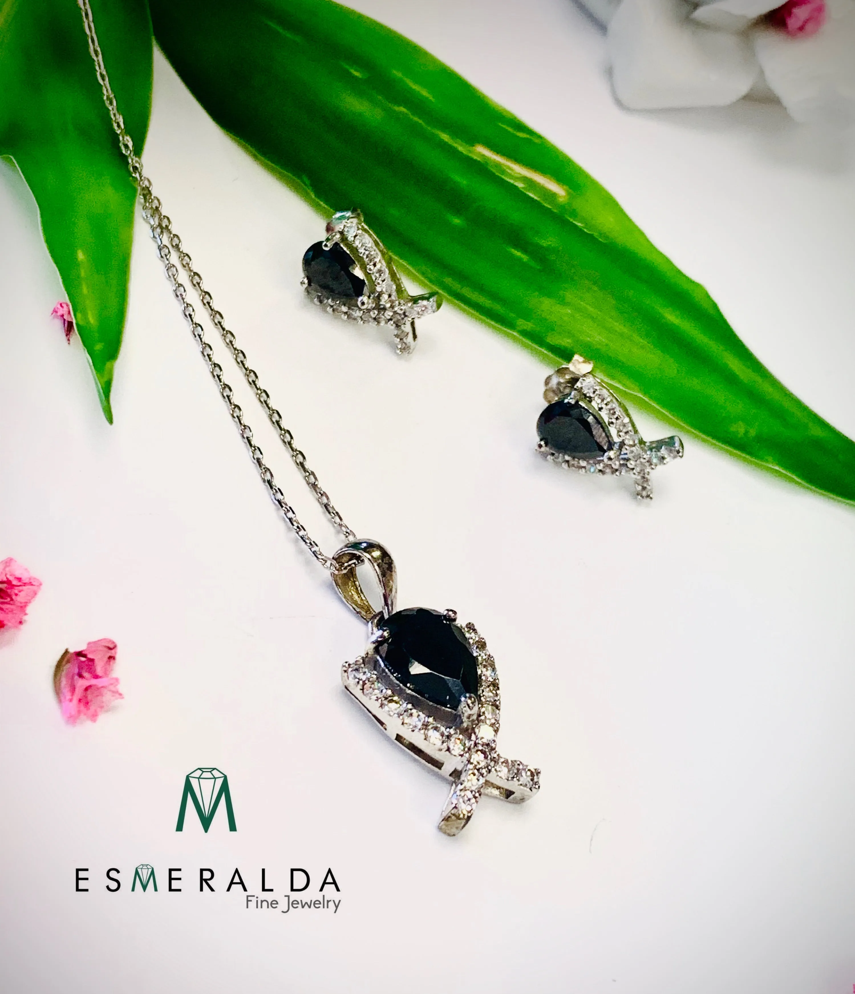 Black Gemstone Earring & Pendant Set