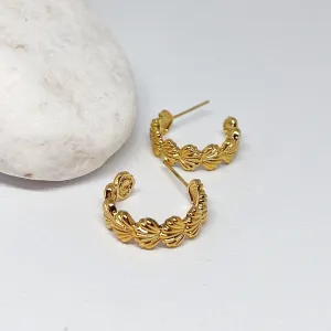 Clam Hoop Earrings (Gold)