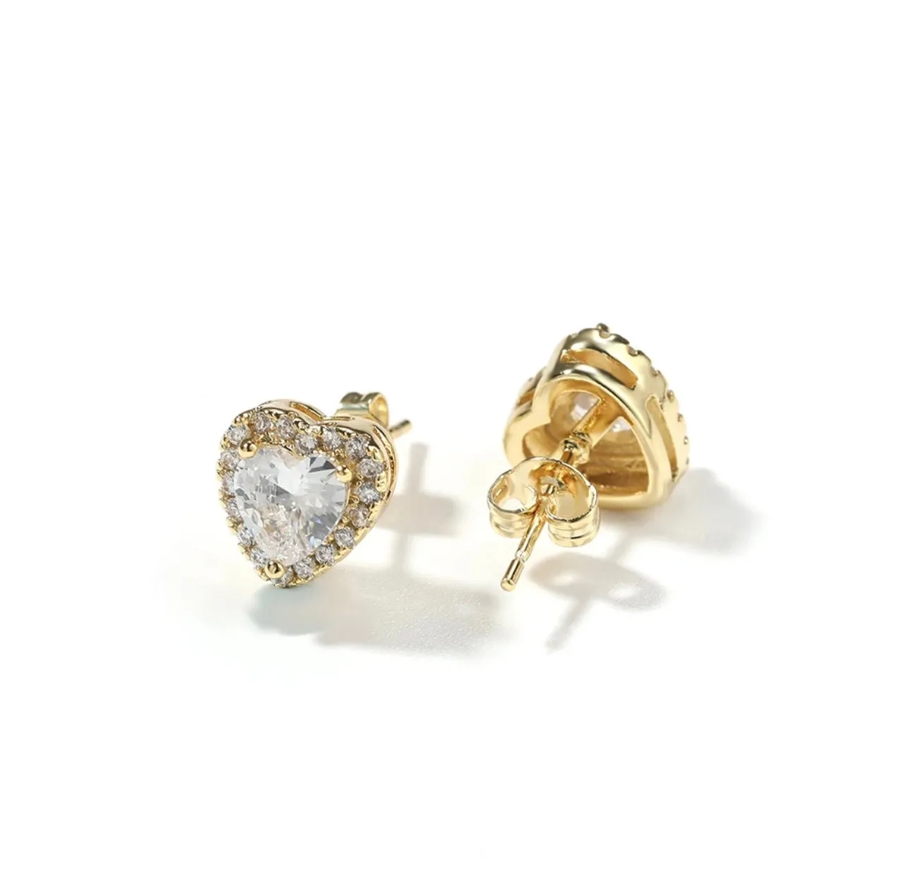 CLASSY HEART STUD EARRINGS