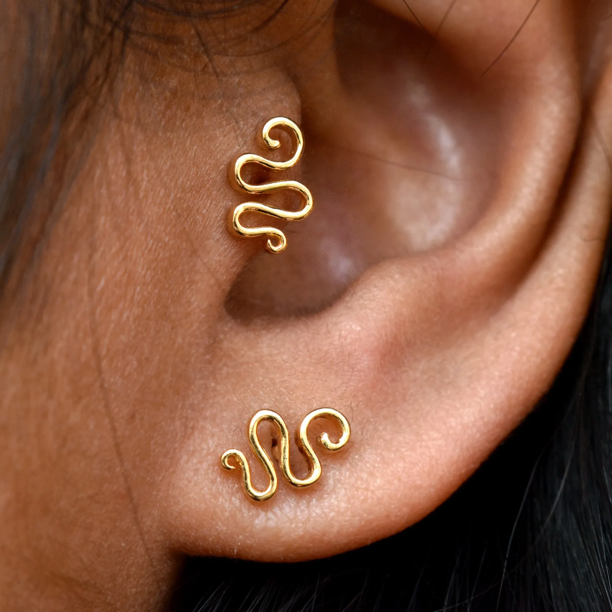 Curly Rope Snake Earring