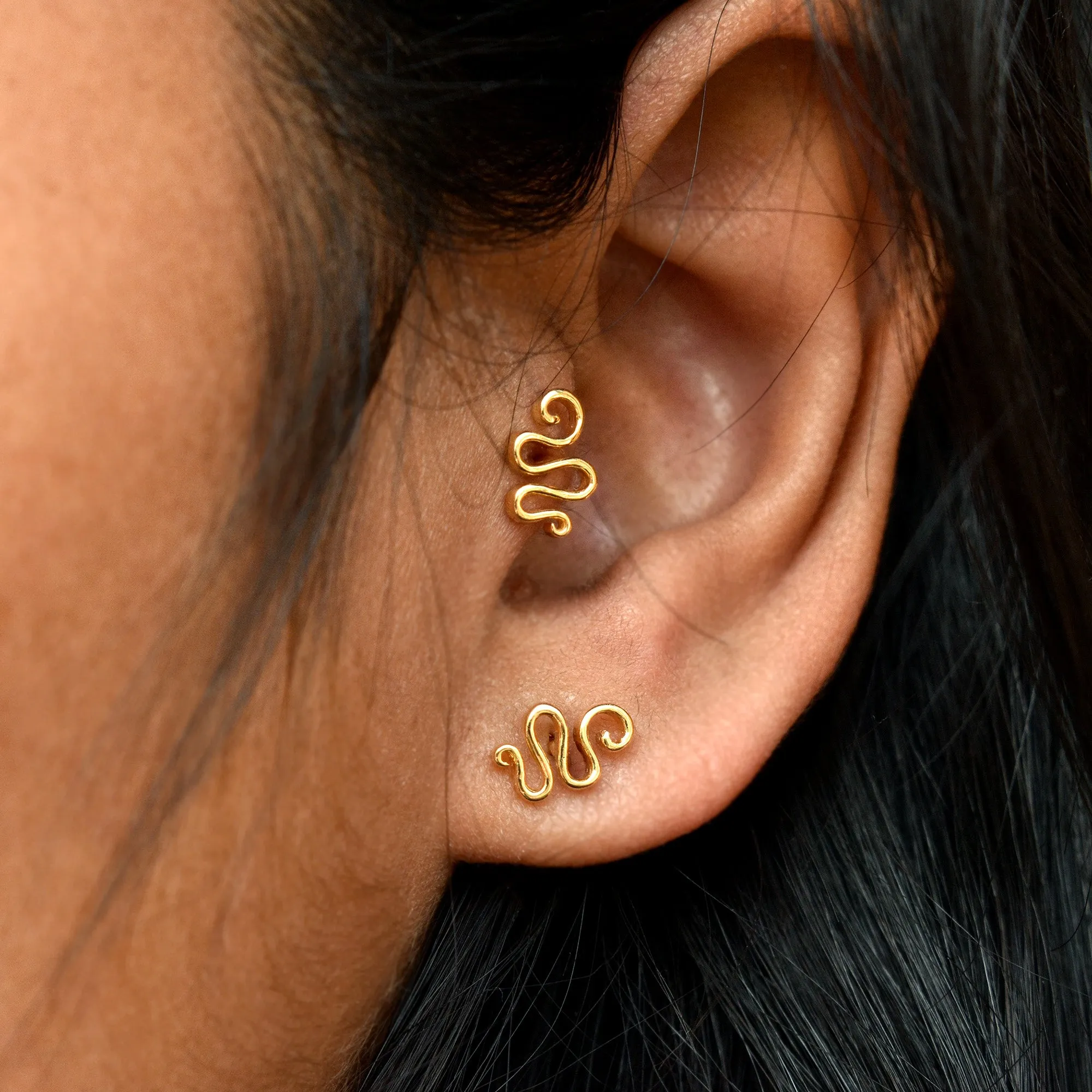 Curly Rope Snake Earring