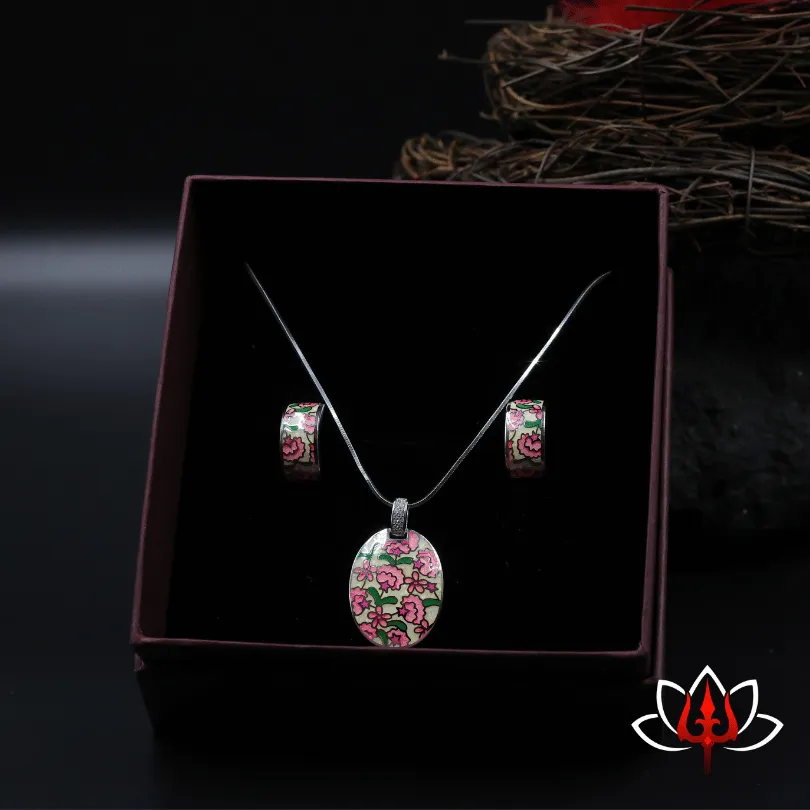 Exquisite Enamel-Painted Pendant Set with Earrings