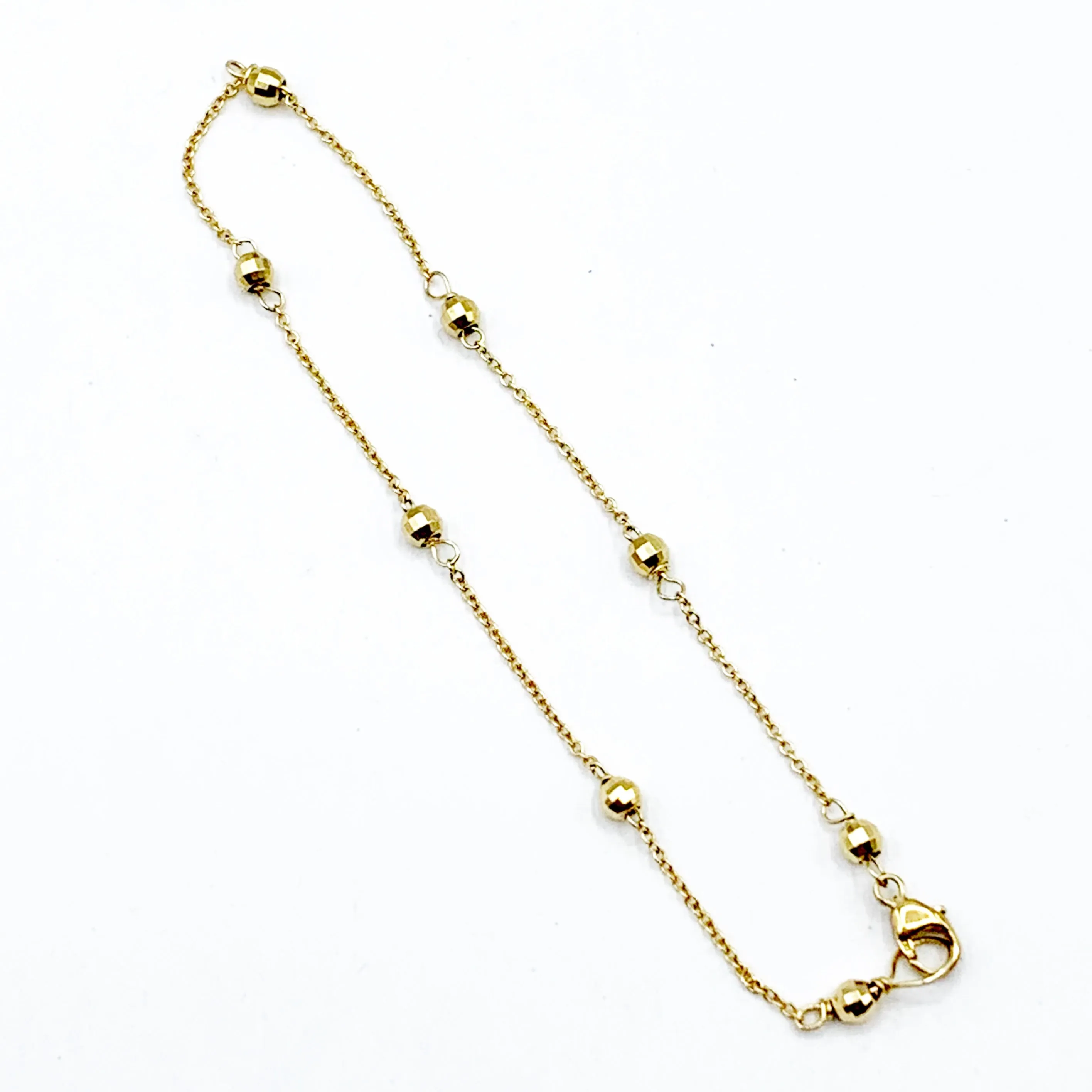 Golden Planets Floating on a Golden Chain
