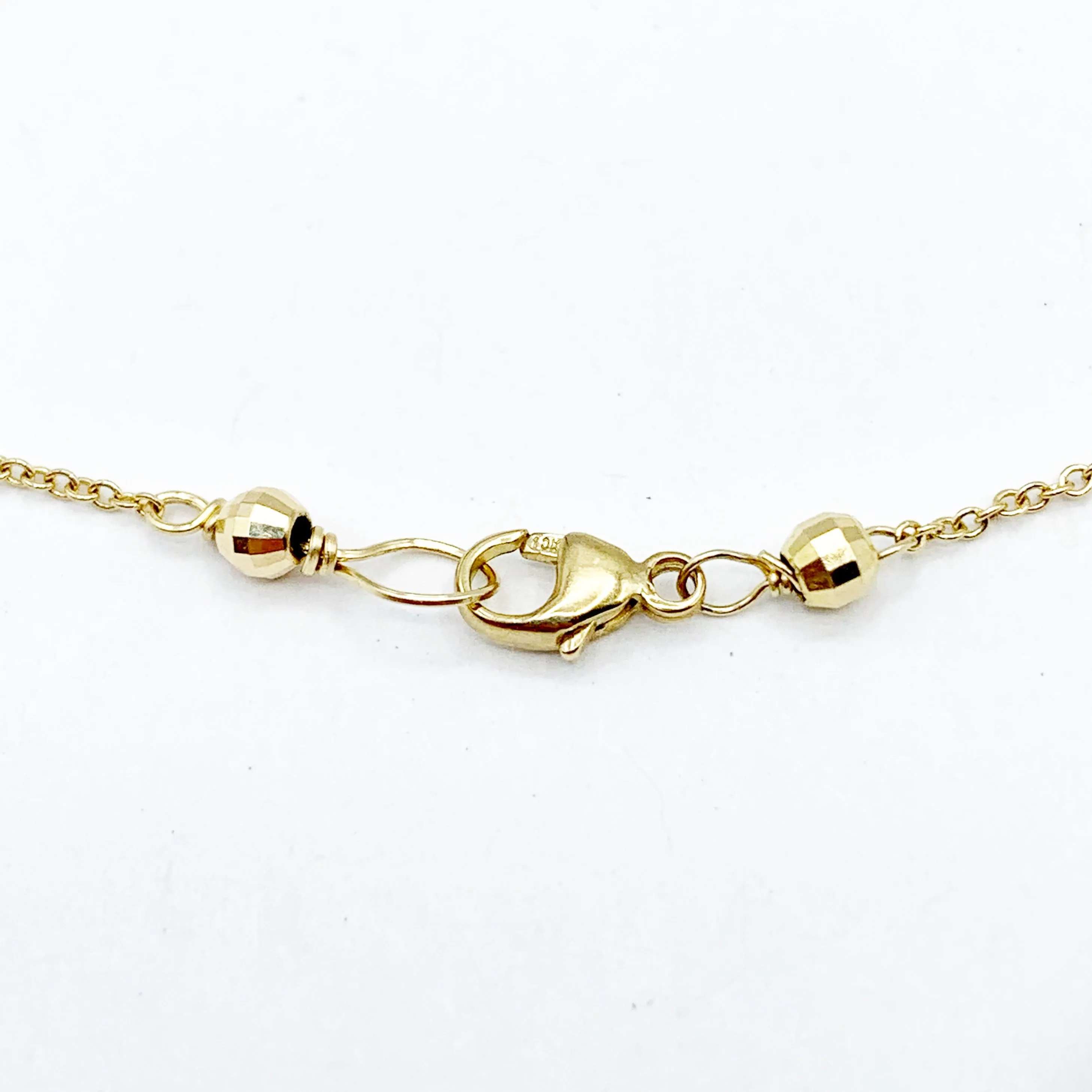 Golden Planets Floating on a Golden Chain