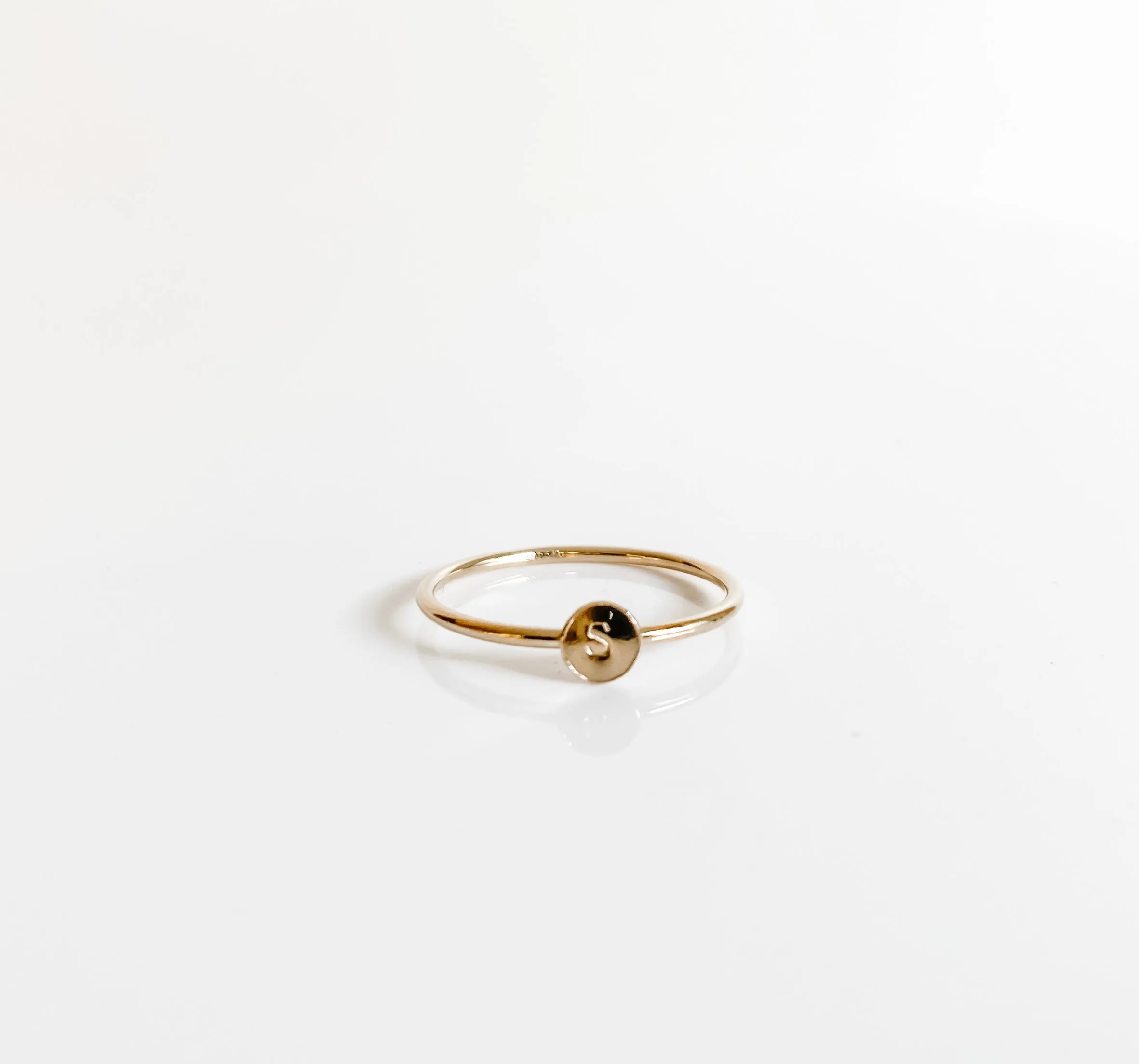 INITIAL DISC RING
