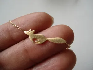 Jisensp Fashion Cute Animal Running Fox Necklace for Women Minimalist Jewelry Vintage Long Chain Necklace Girls Party Gifts N057