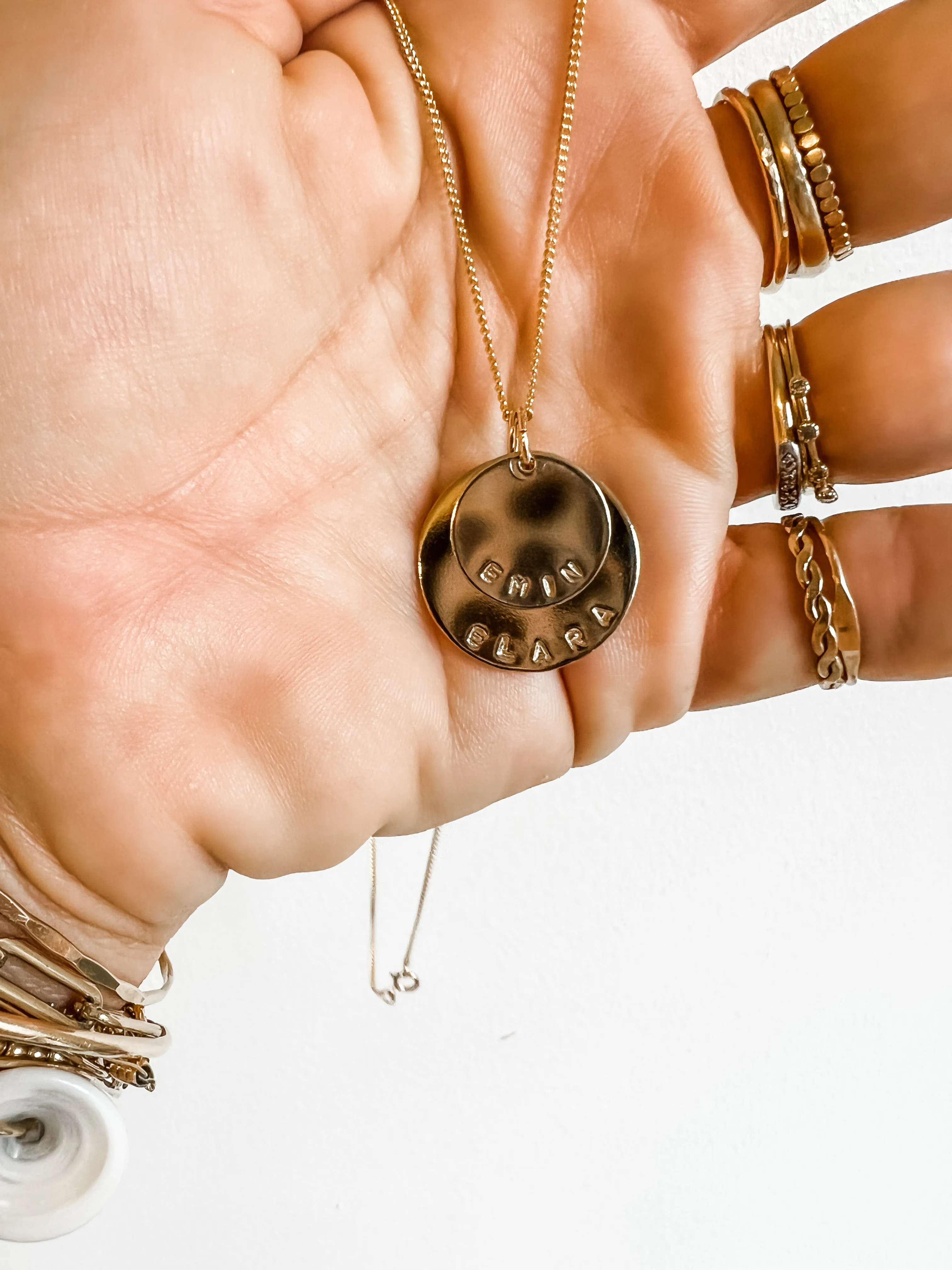 LAYERED DANI DISCS NECKLACE