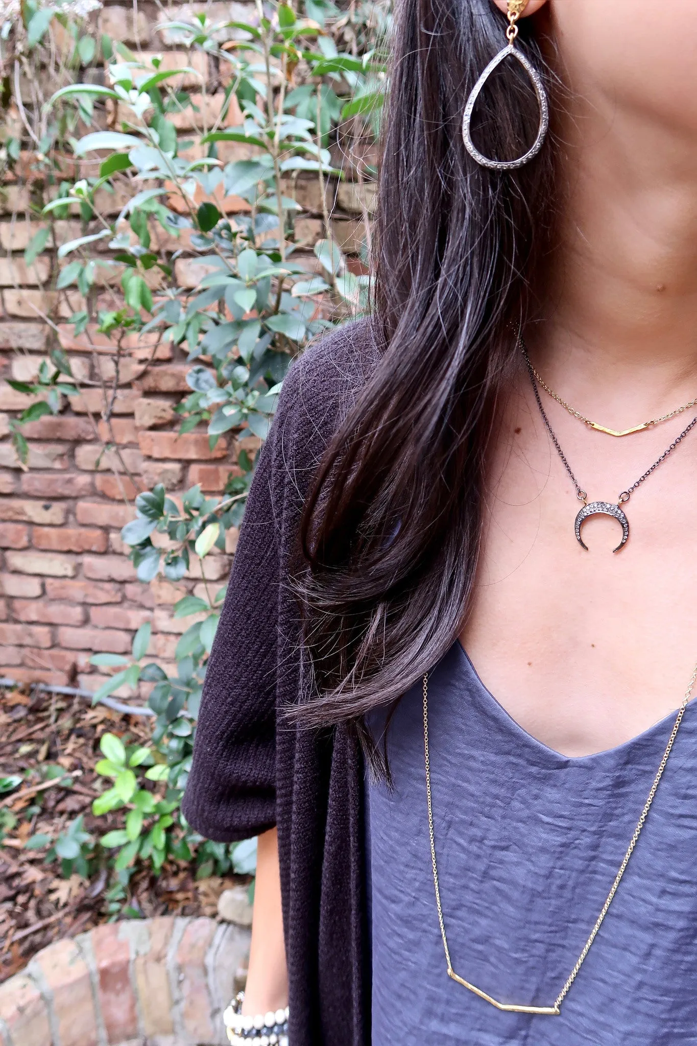 LEAH CHOKER