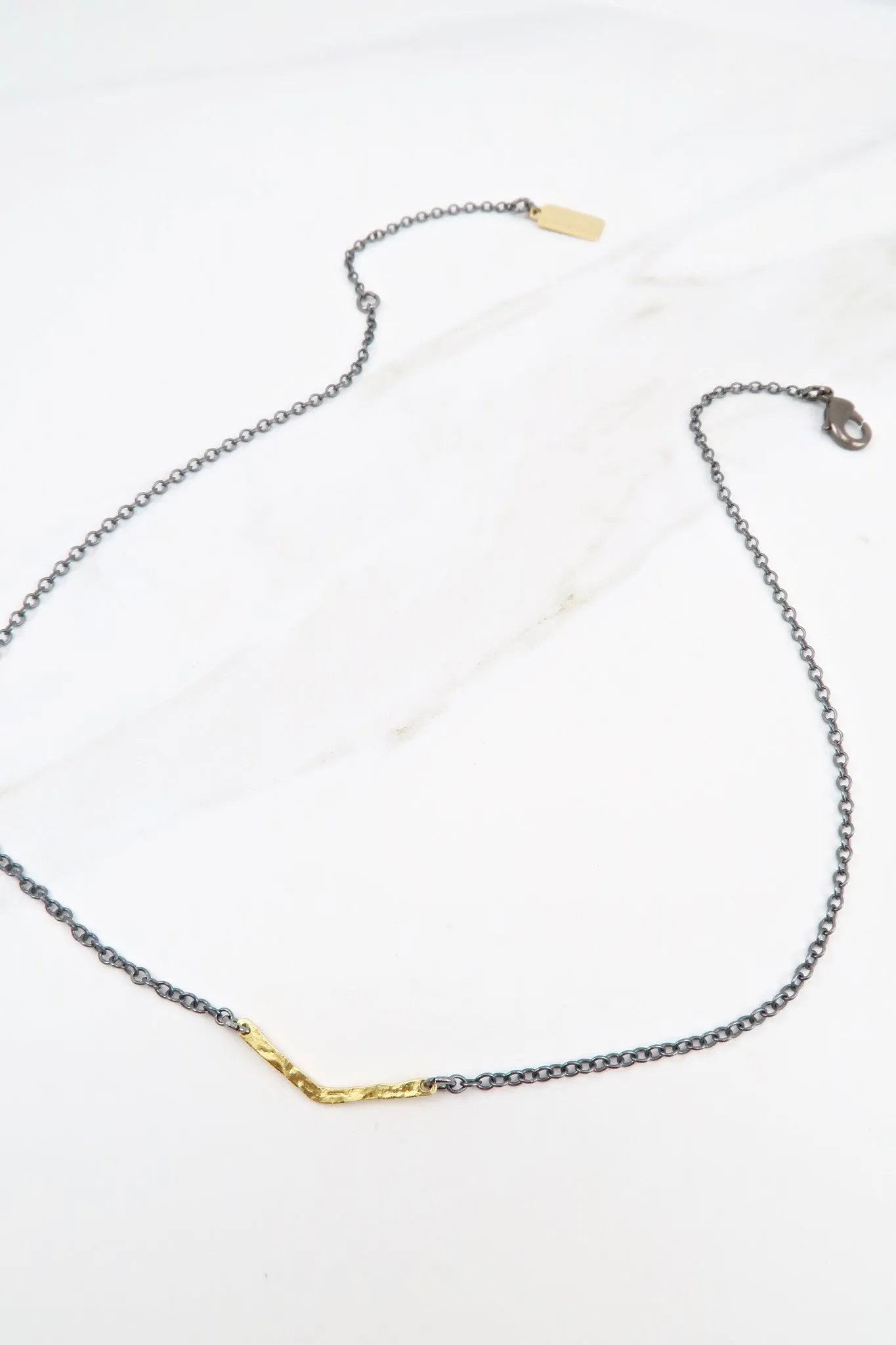 LEAH CHOKER