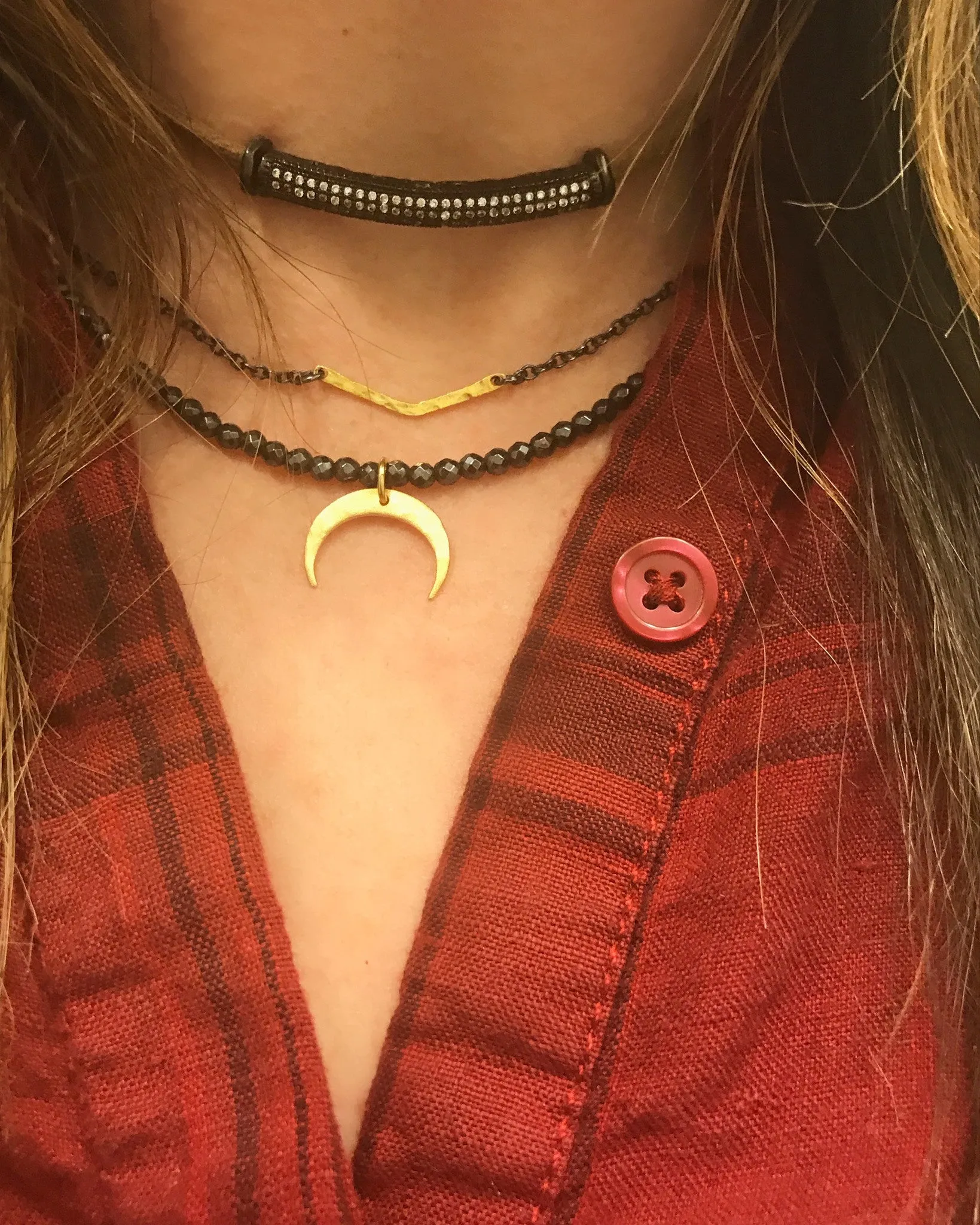 LEAH CHOKER