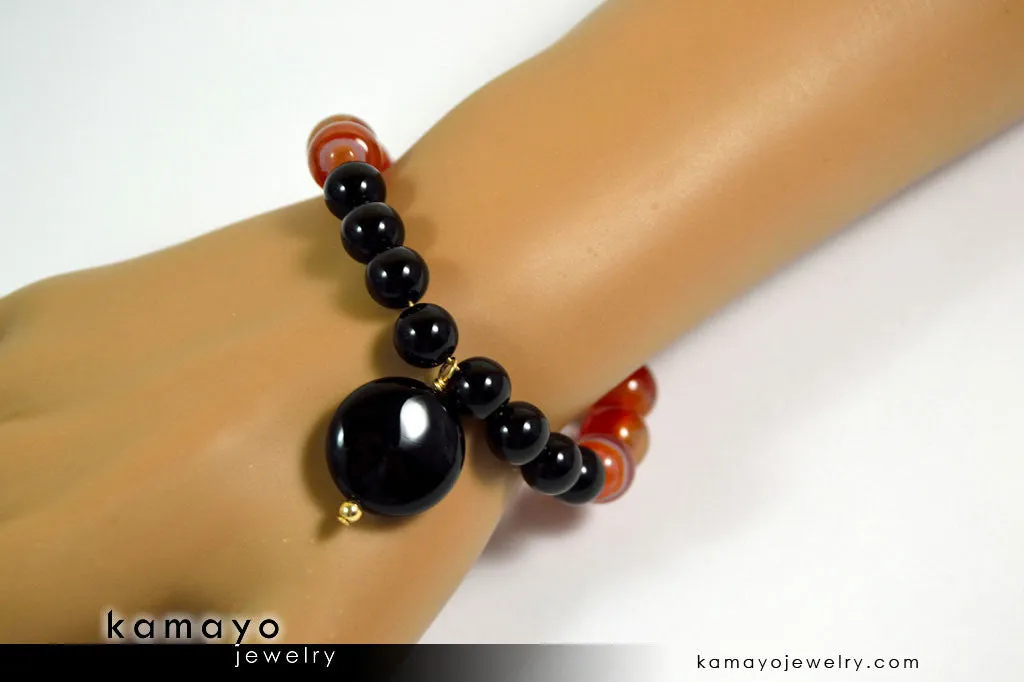 LEO BRACELET - Black Onyx Pendant and Sardonyx Beads