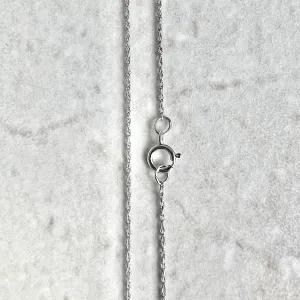 Lightweight 10 Karat White Gold 17.75 Inches Rope Chain Necklace
