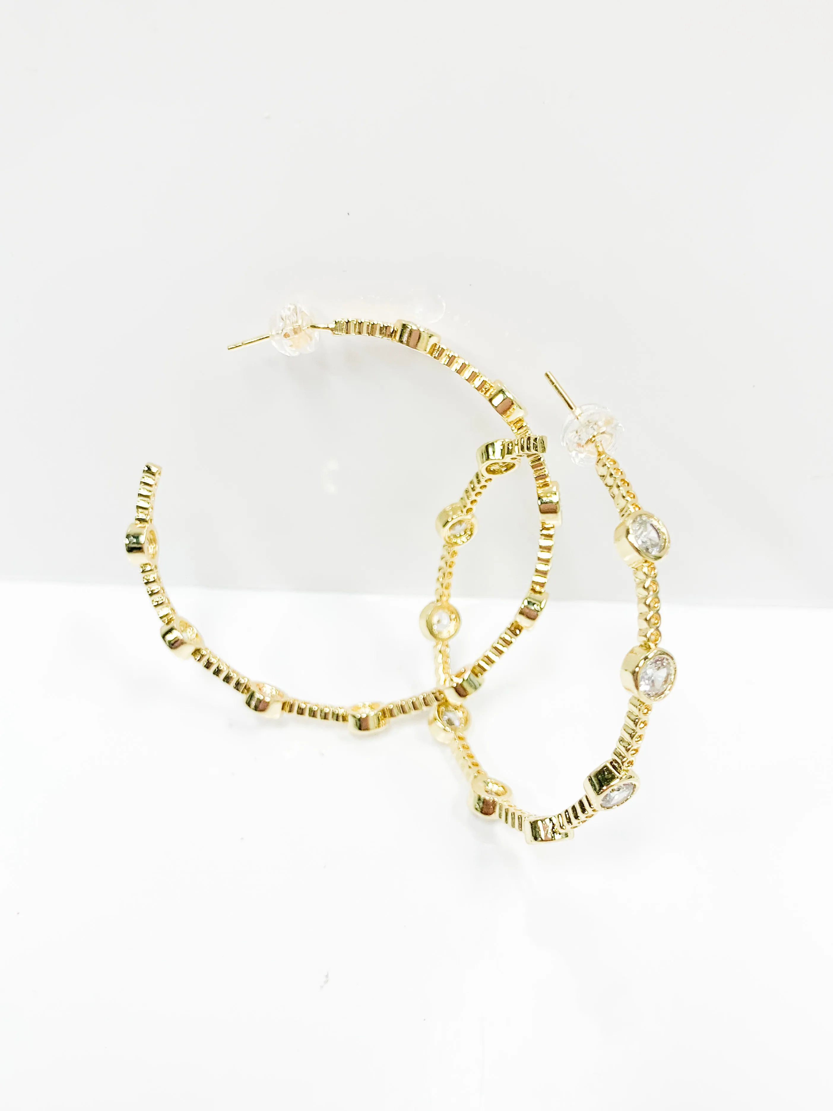 Meghan Hoop Earrings