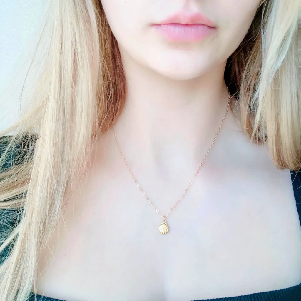 Mini Mermaid Sea Shell 14K Gold Necklace