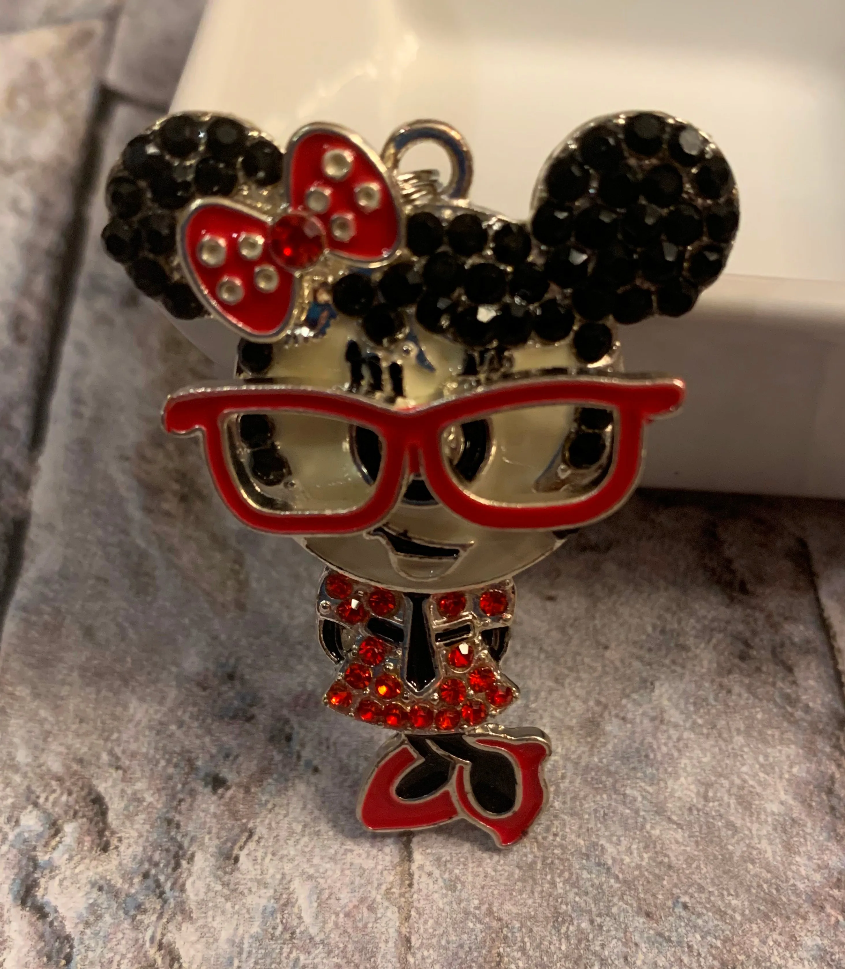 Minnie Mouse with Glasses Pendant