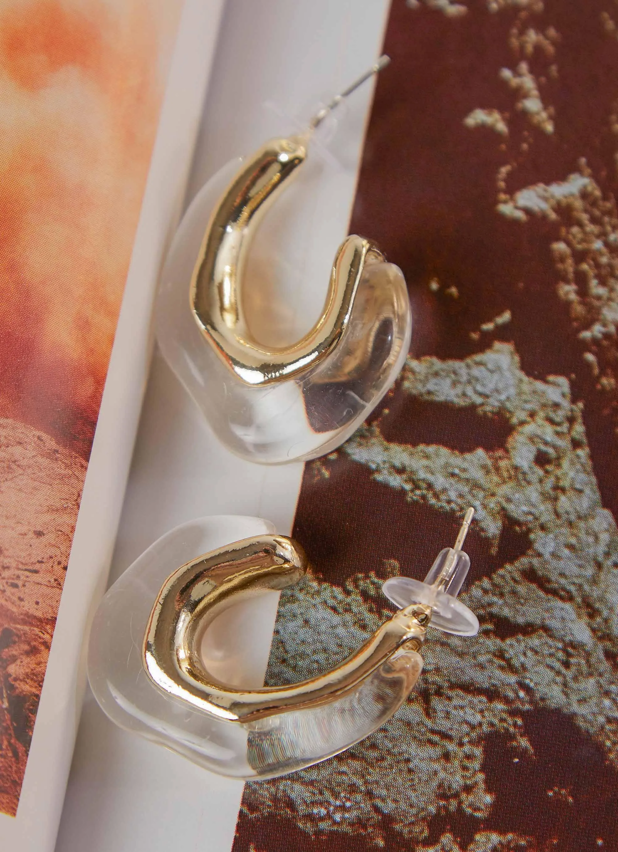 Moment In Time Earrings - White