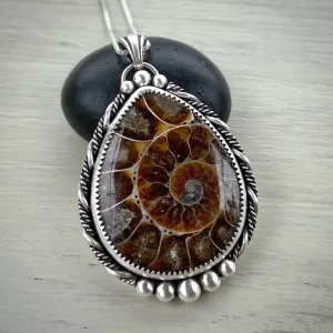•Move Mountains• Ammonite Pendant