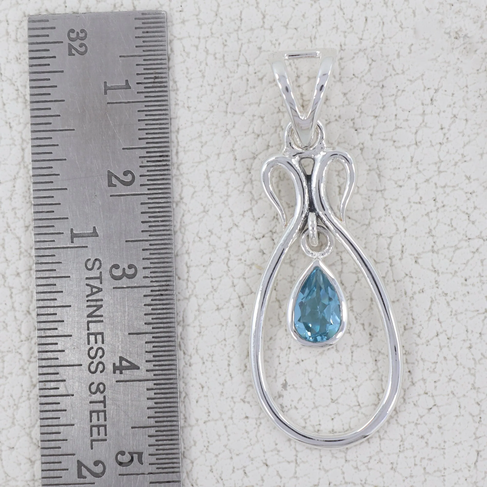 Natural Garnet Gemstone Silver Pendant