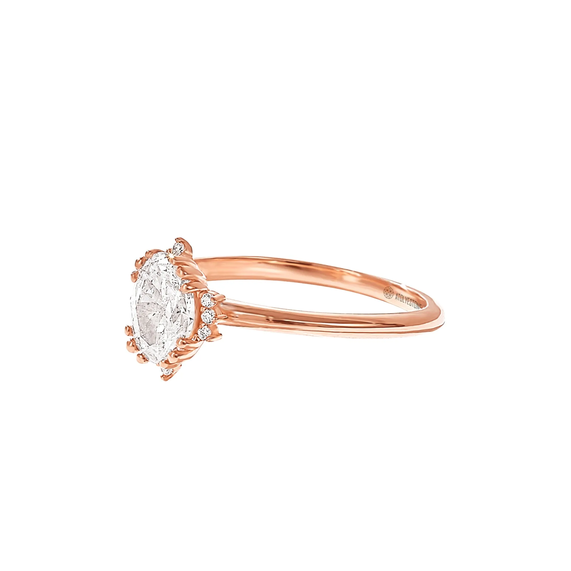 Oval Diamond Vintage Solitaire Engagement Ring in Gold