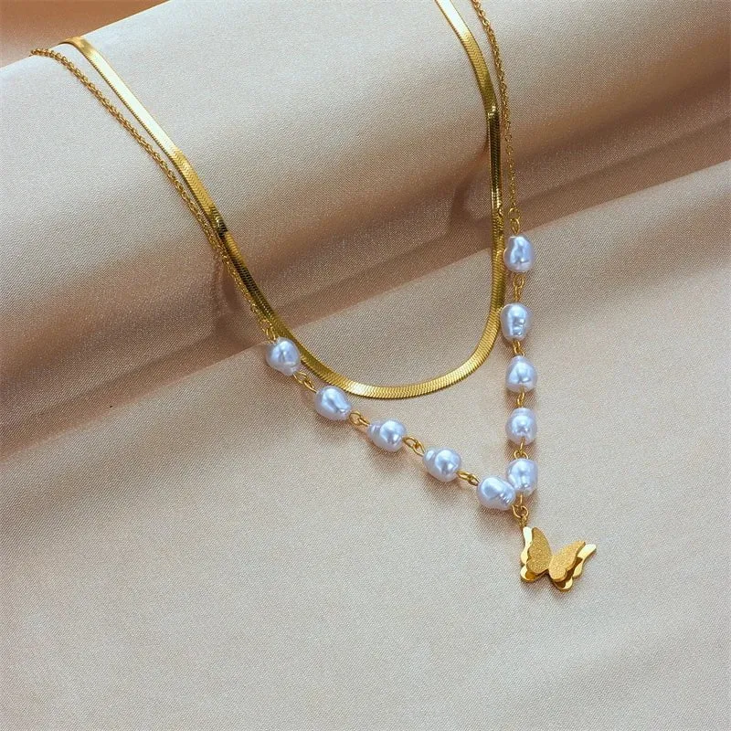 Pearl Butterfly Pendant Necklace: Fashionable 2-Layer Clavicle Chain
