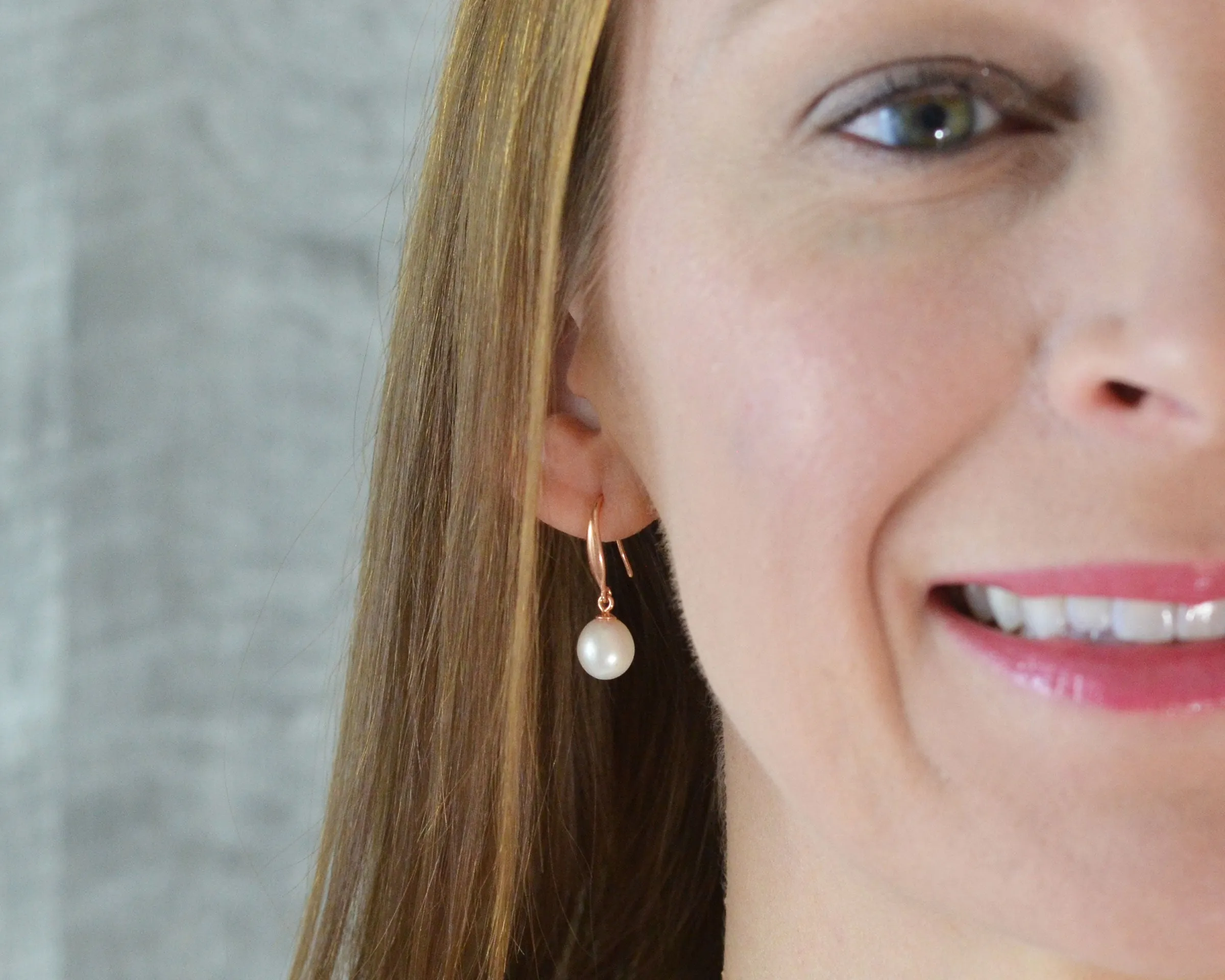 PEARL DROP EARRINGS - ROSE GOLD