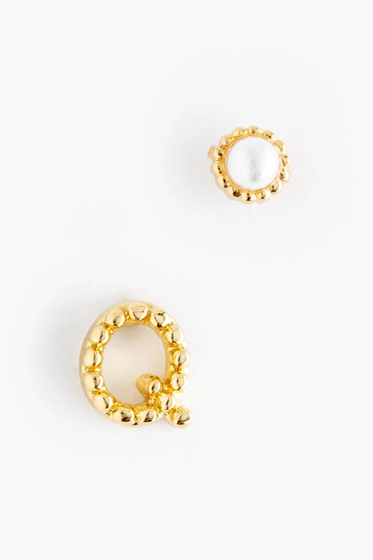 Pearl Q Ball Stud Earrings