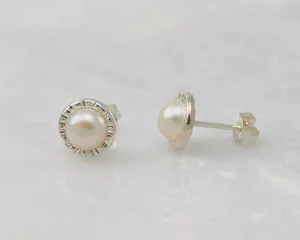 Pearl Stud Earrings - Hammered