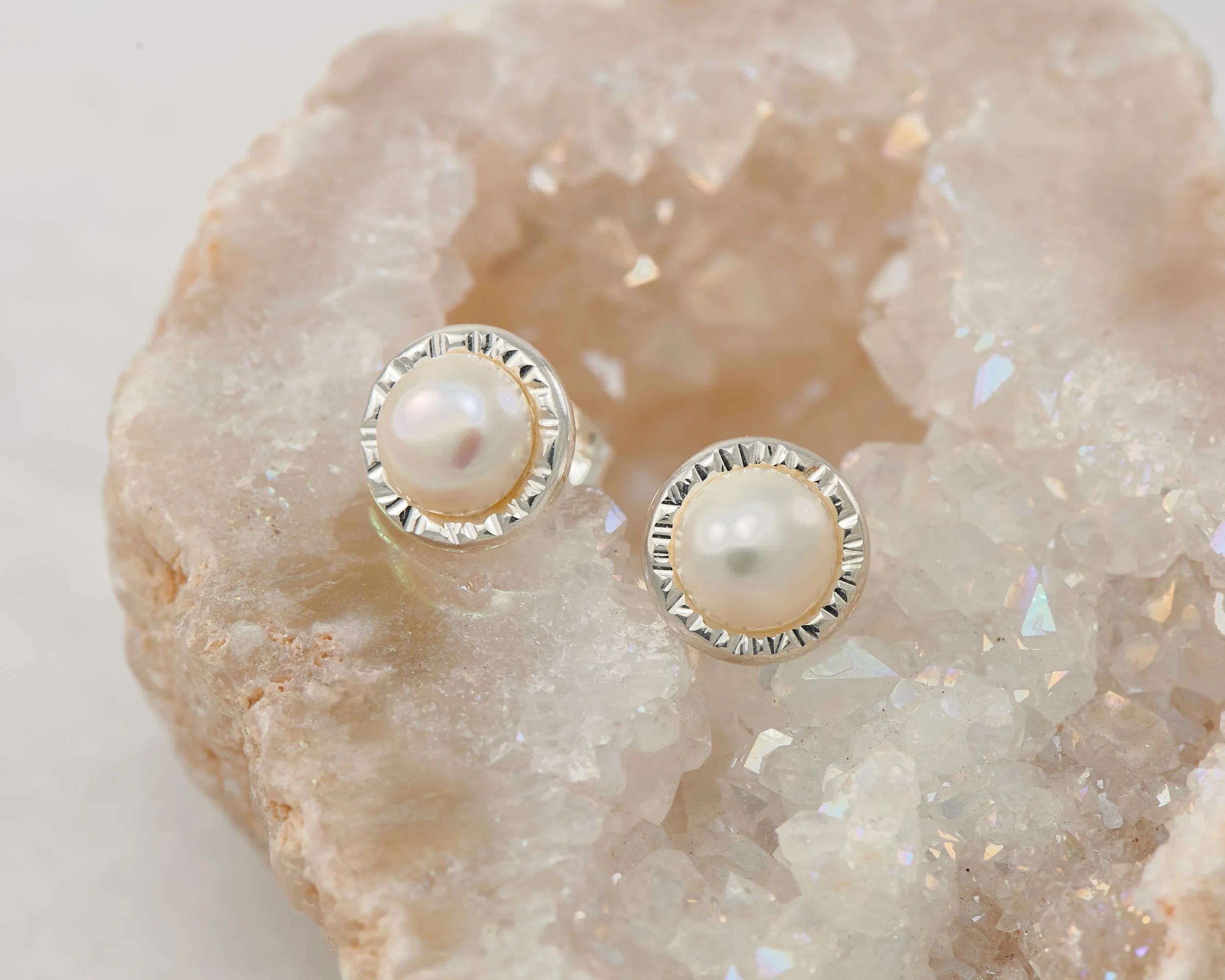 Pearl Stud Earrings - Hammered