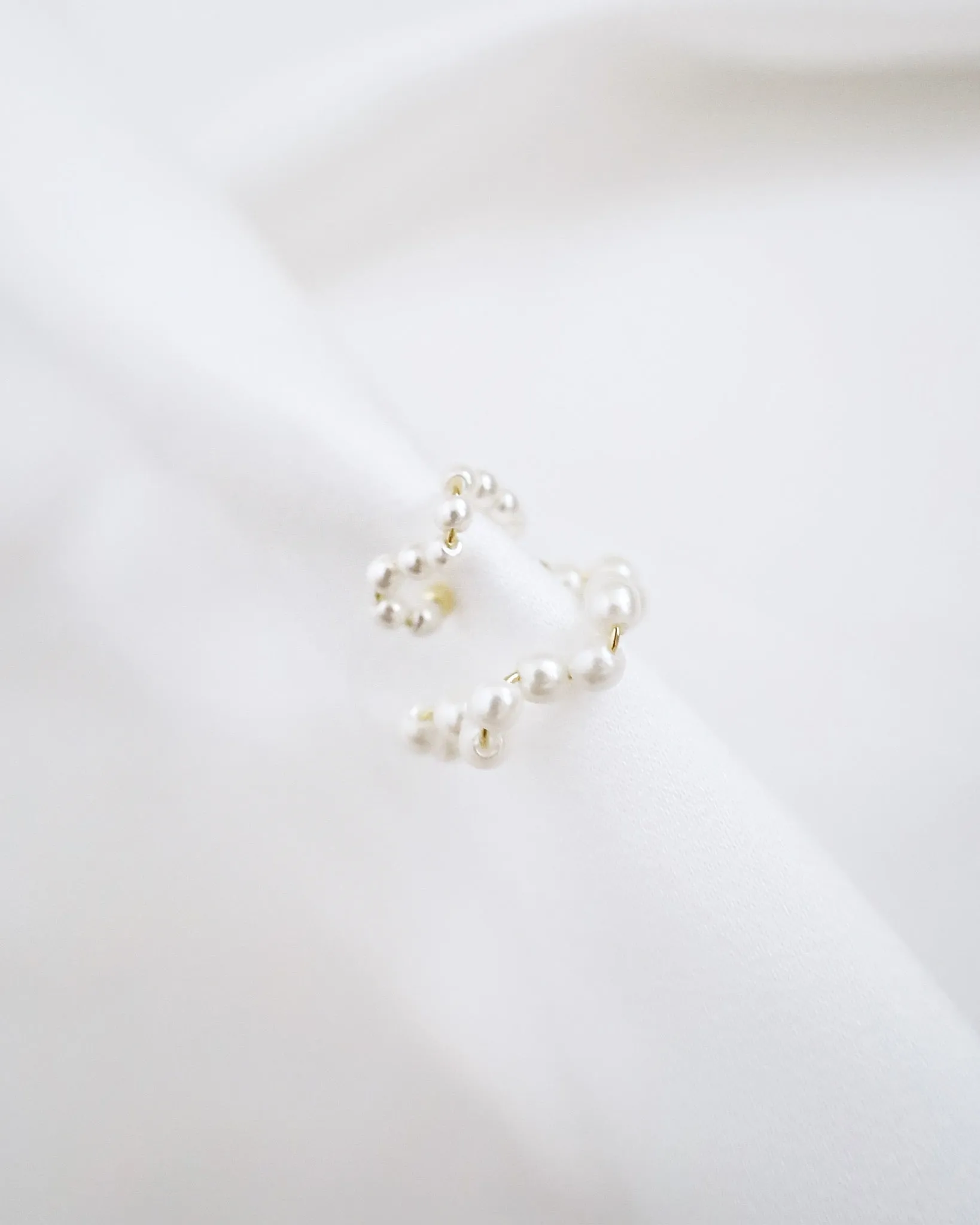 Pearly Ear Cuff