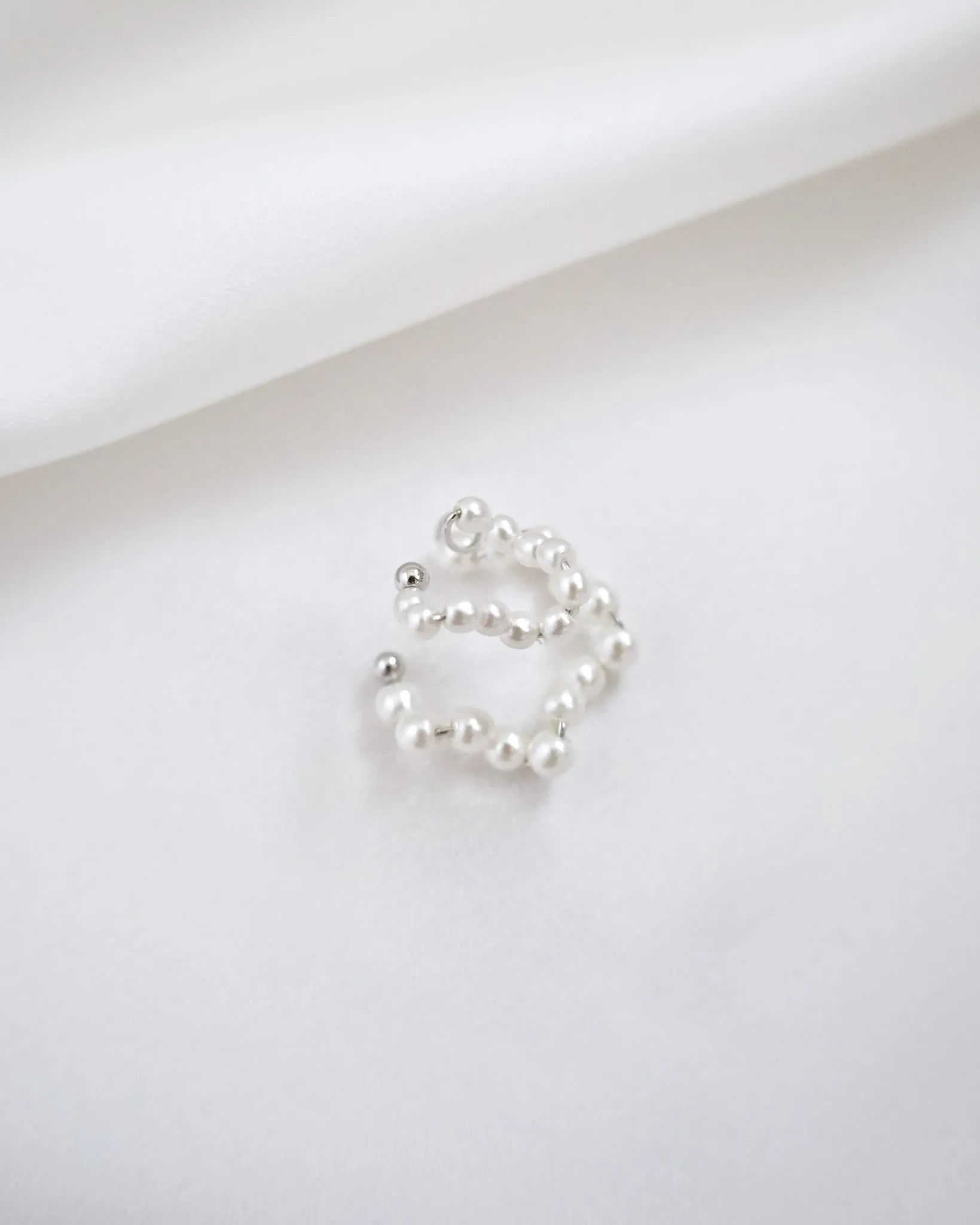 Pearly Ear Cuff