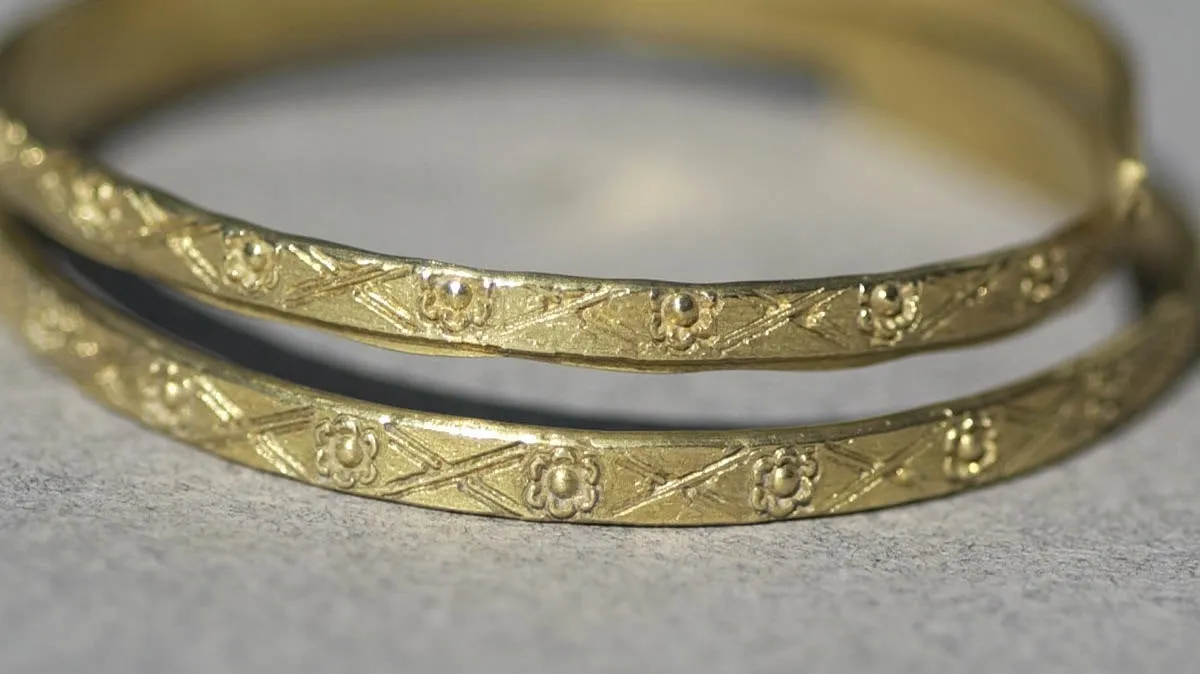 Ring Stock Shank 4mm Fields Flowers Textured Metal gallery wire