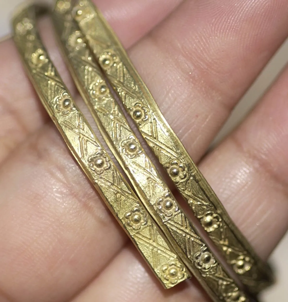 Ring Stock Shank 4mm Fields Flowers Textured Metal gallery wire