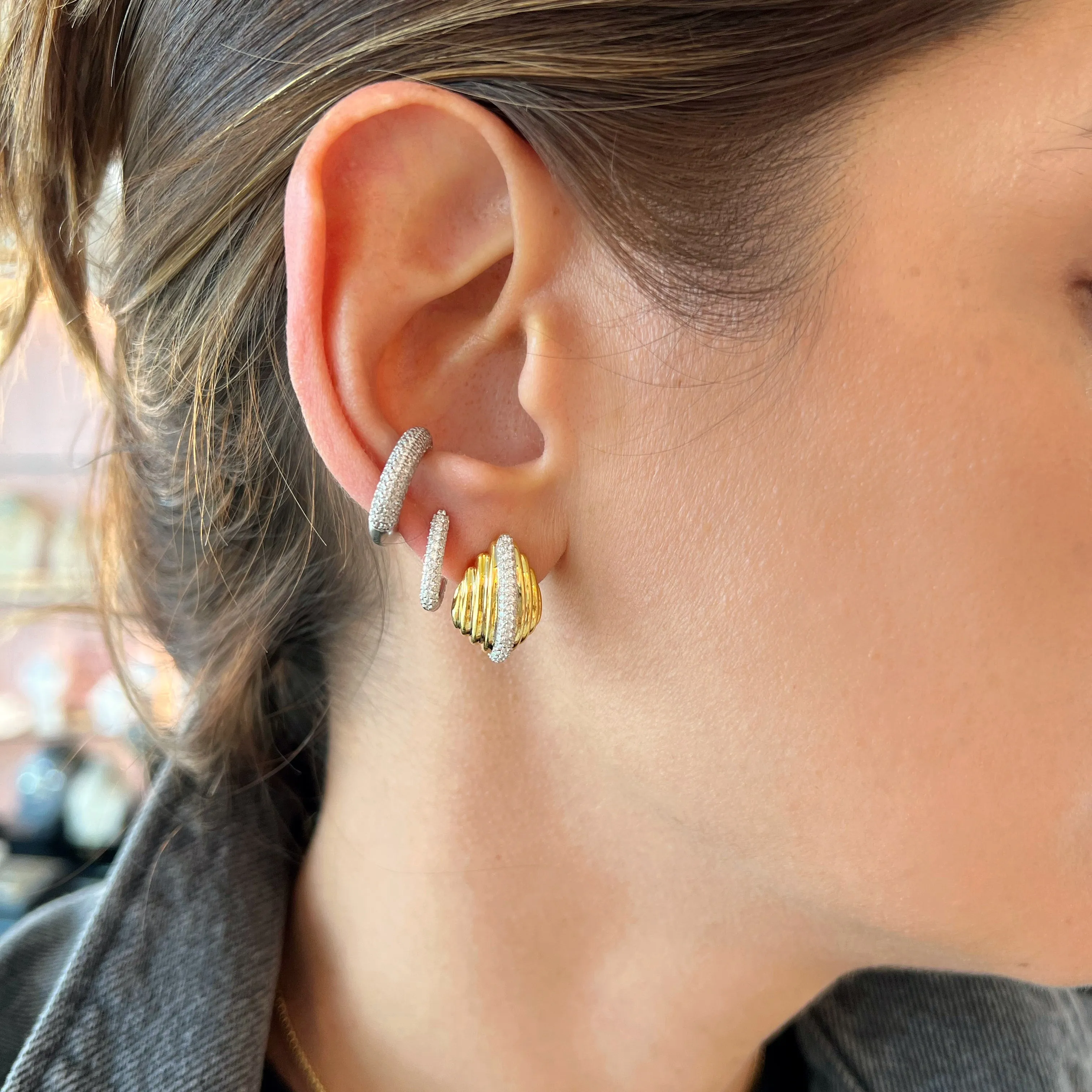Round Pave Earcuff