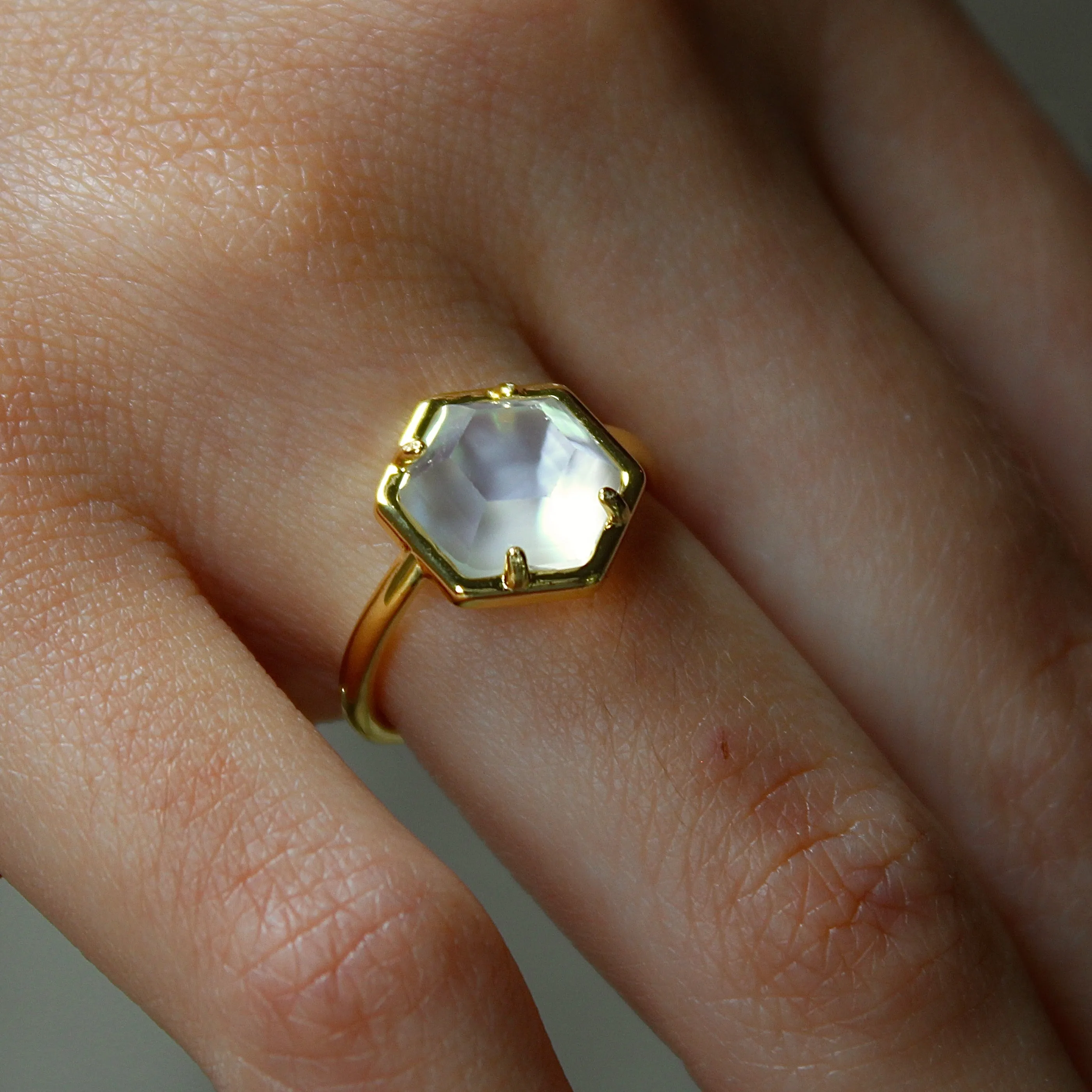 Sashi Mother of Pearl Hexagon Ring