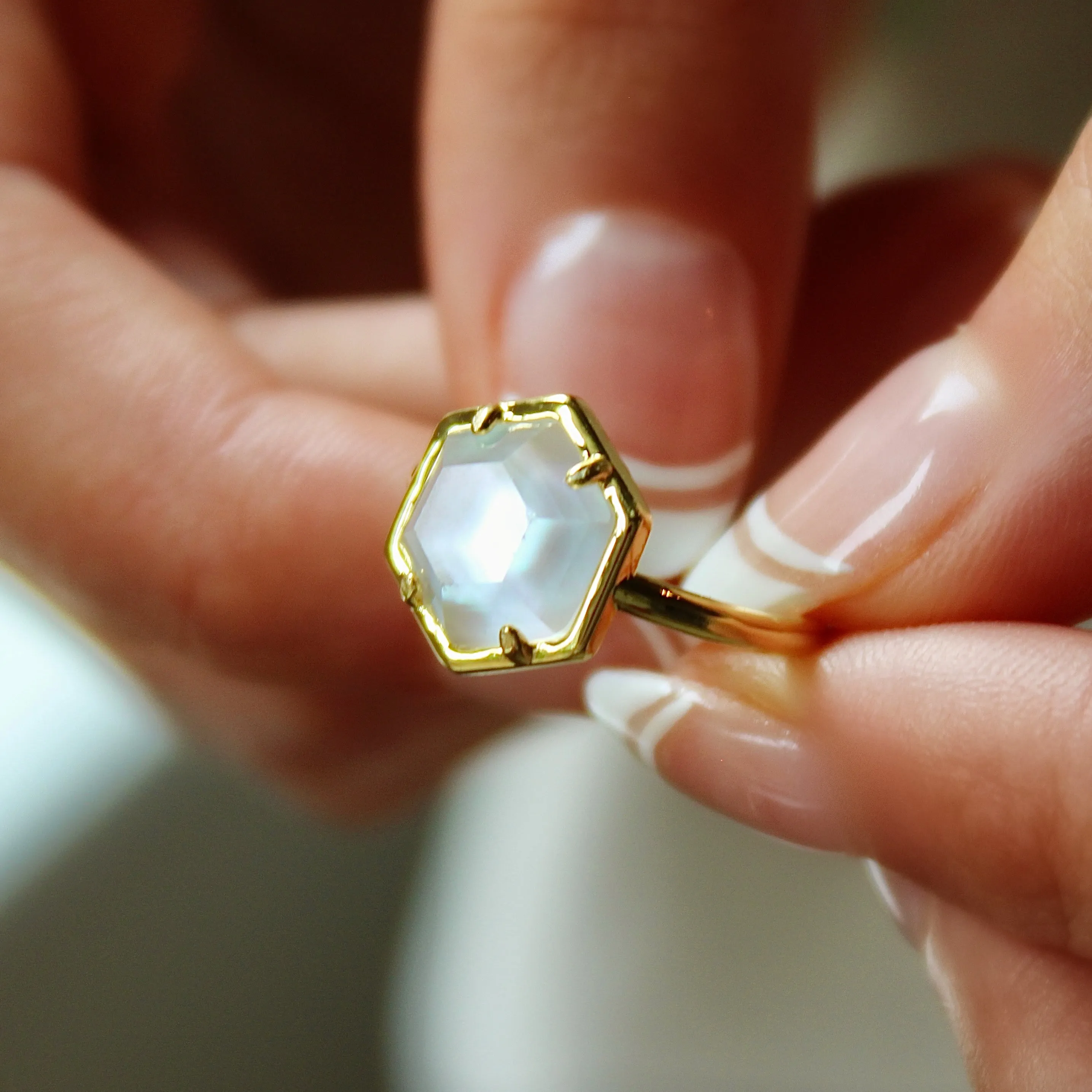 Sashi Mother of Pearl Hexagon Ring
