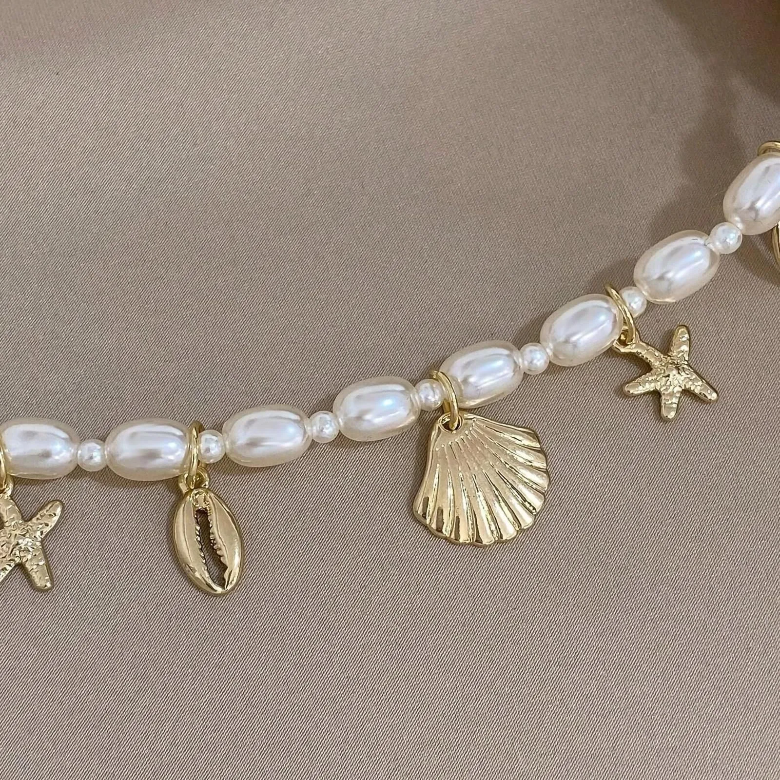 Shell Ankle Bracelet Set for Women, 14K Gold Boho Bead Adjustable Anklet, Hawaiian Beach Seashell Pearl Heart Starfish Conch Foot Jewelry Gifts