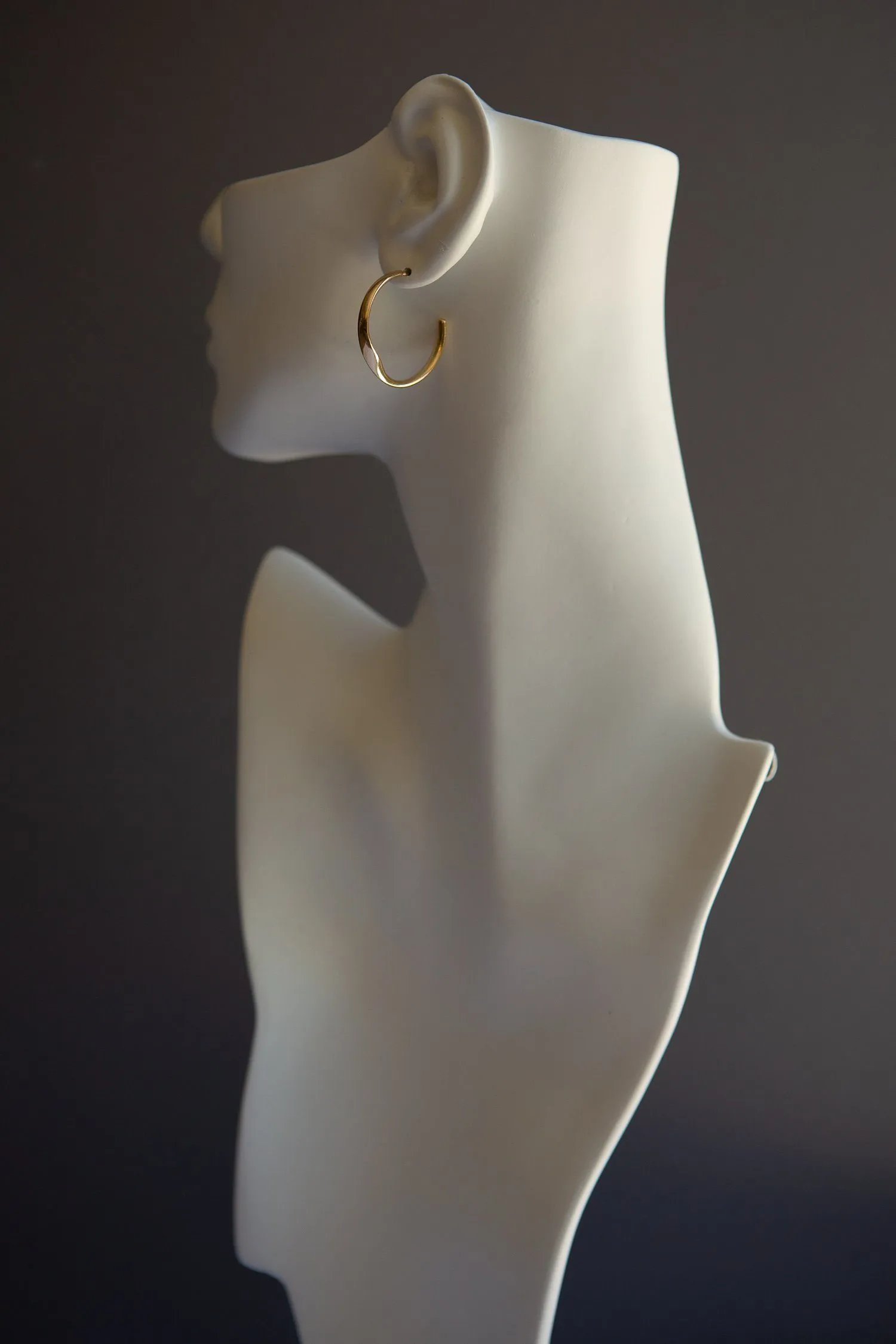 Simple Single Flat Twist Hoop Earrings